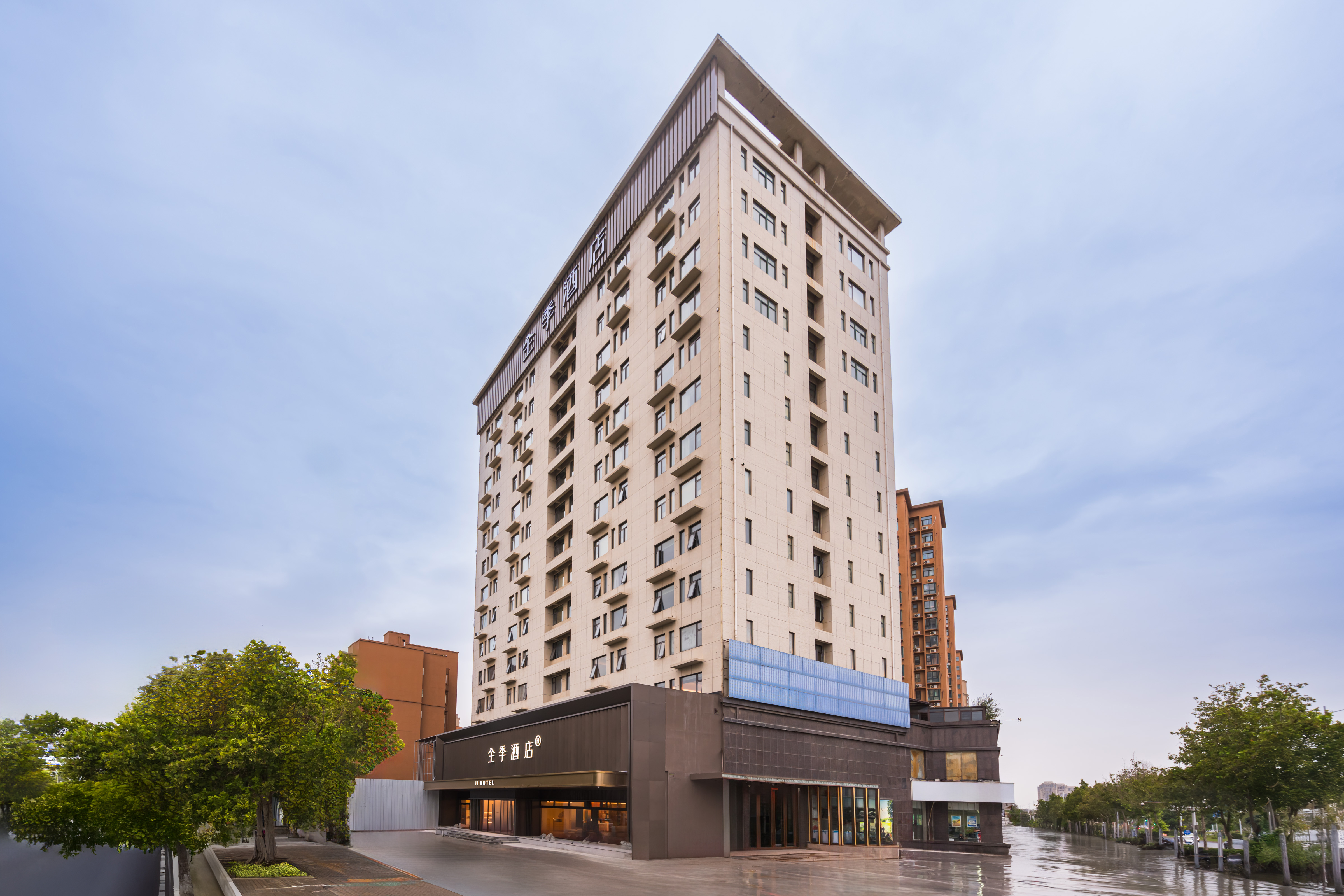 全季郑州文化路三全路酒店