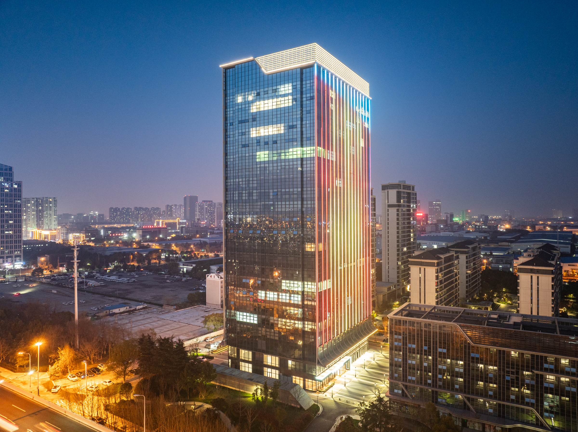 合肥南站中央公园美居酒店