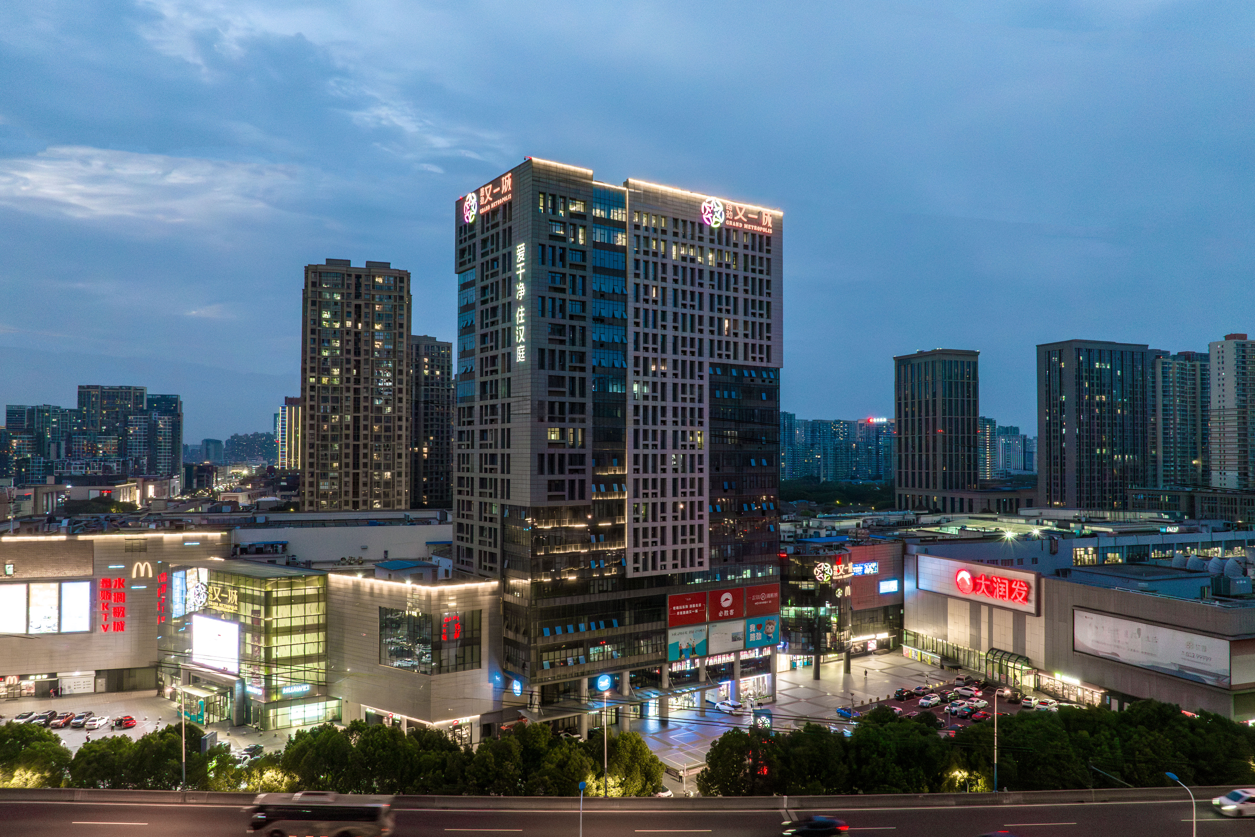 汉庭常州长虹路地铁站酒店