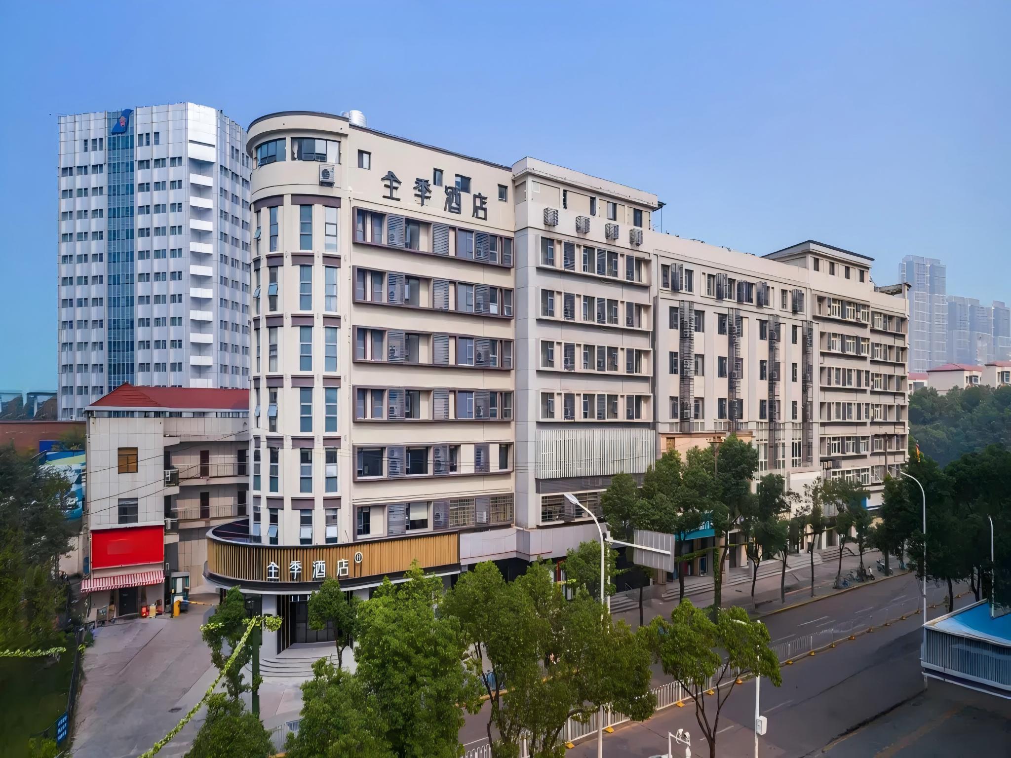 全季武汉汉口火车站常青路酒店