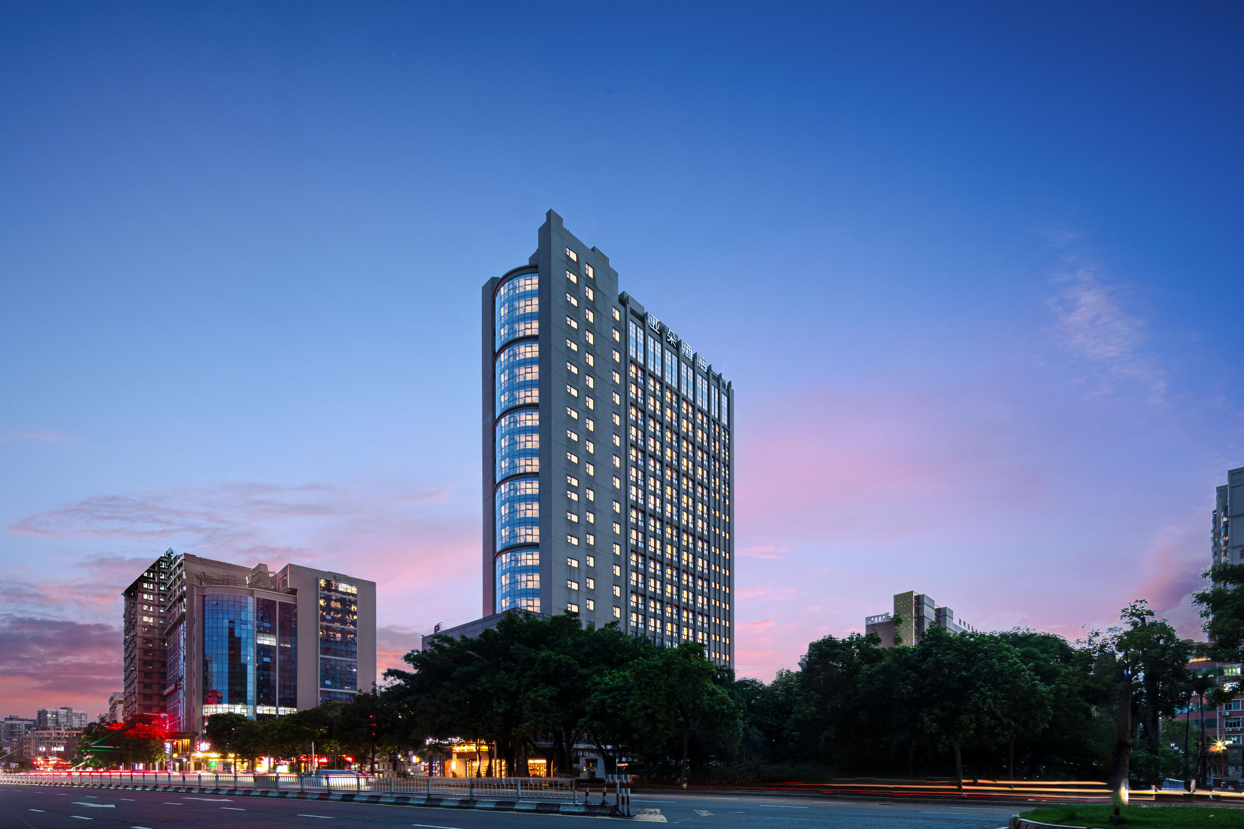 泉州石狮泰禾广场金盛路亚朵酒店