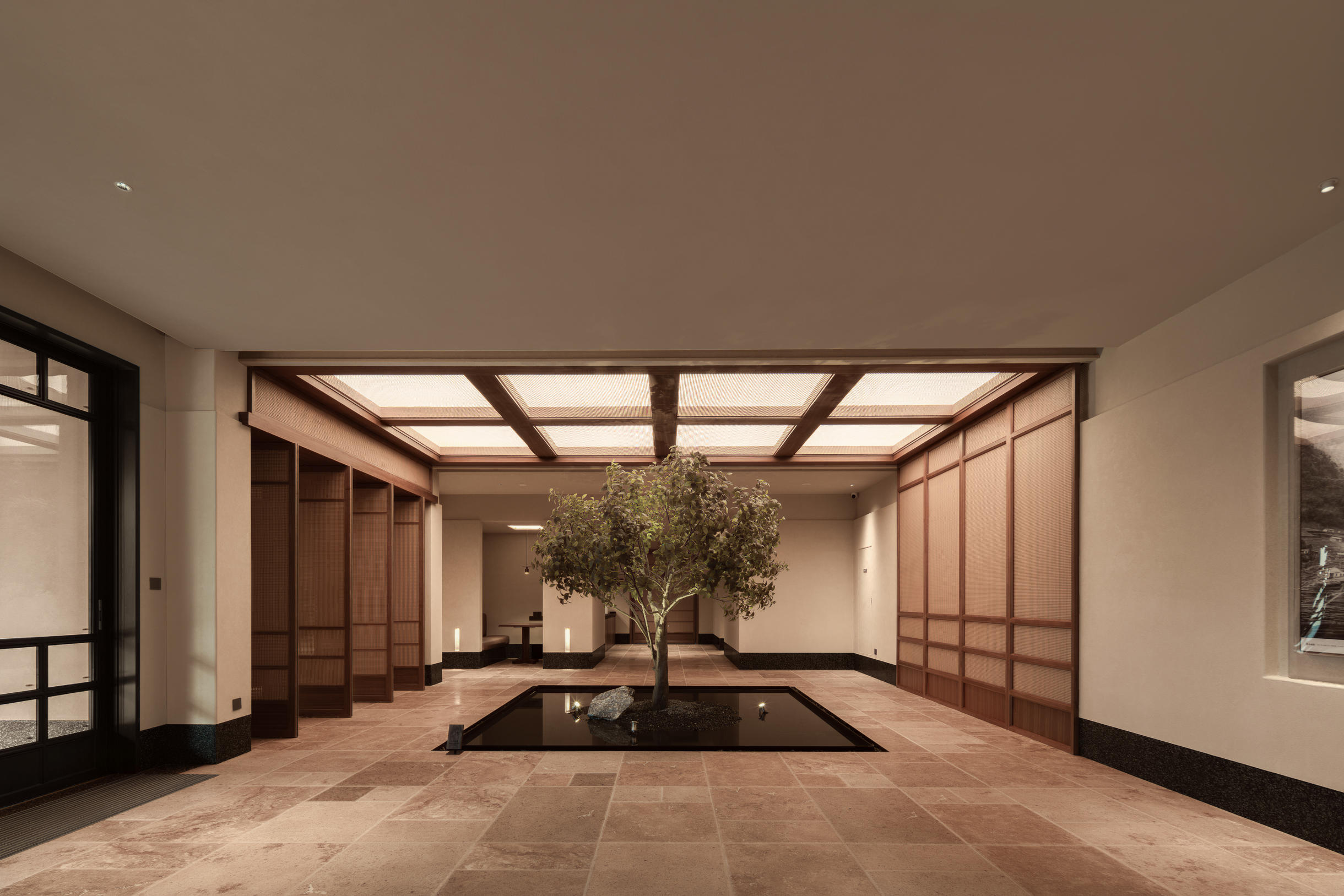 台州临海台州府城人民路亚朵酒店