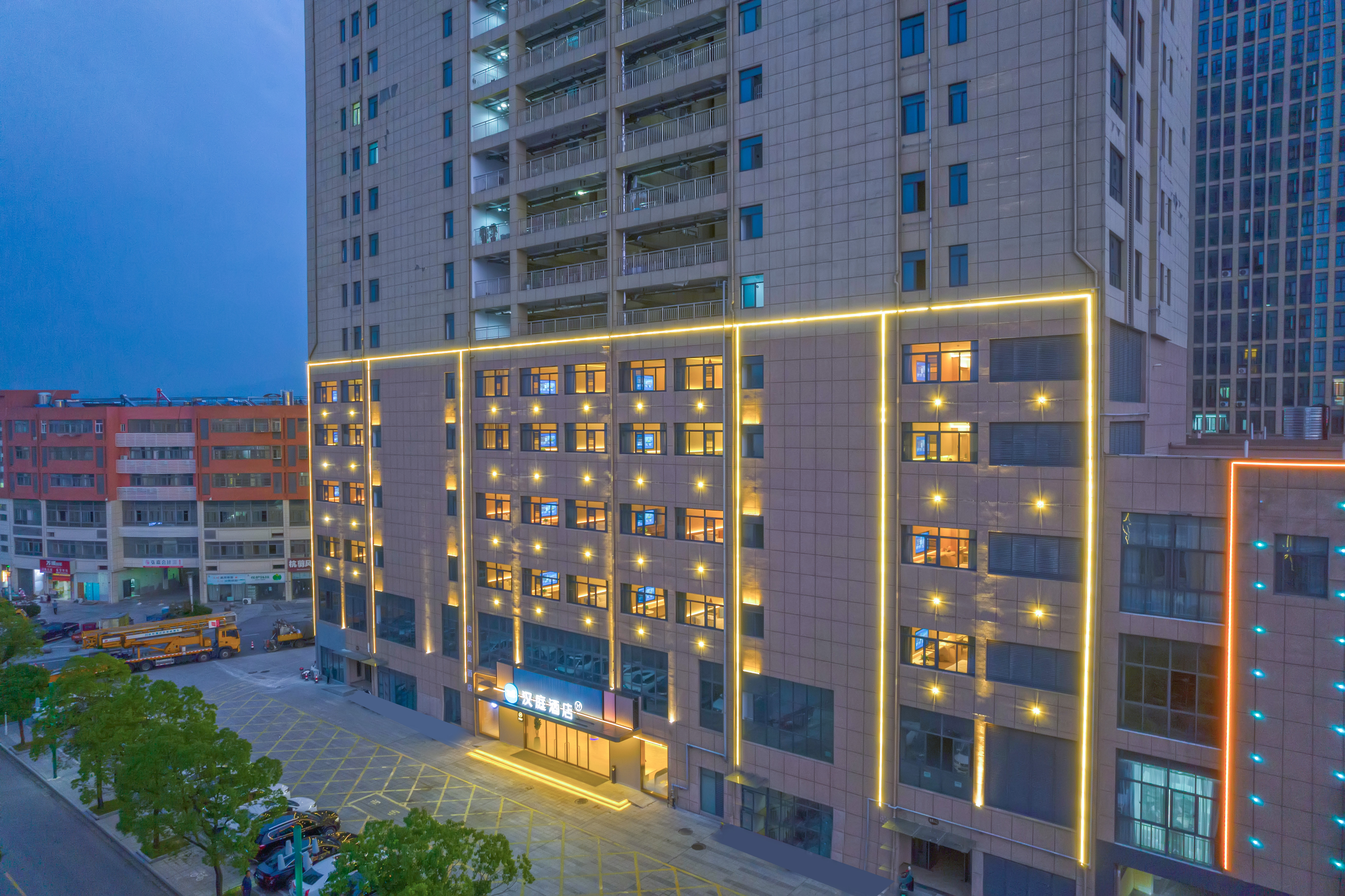 汉庭池州站酒店