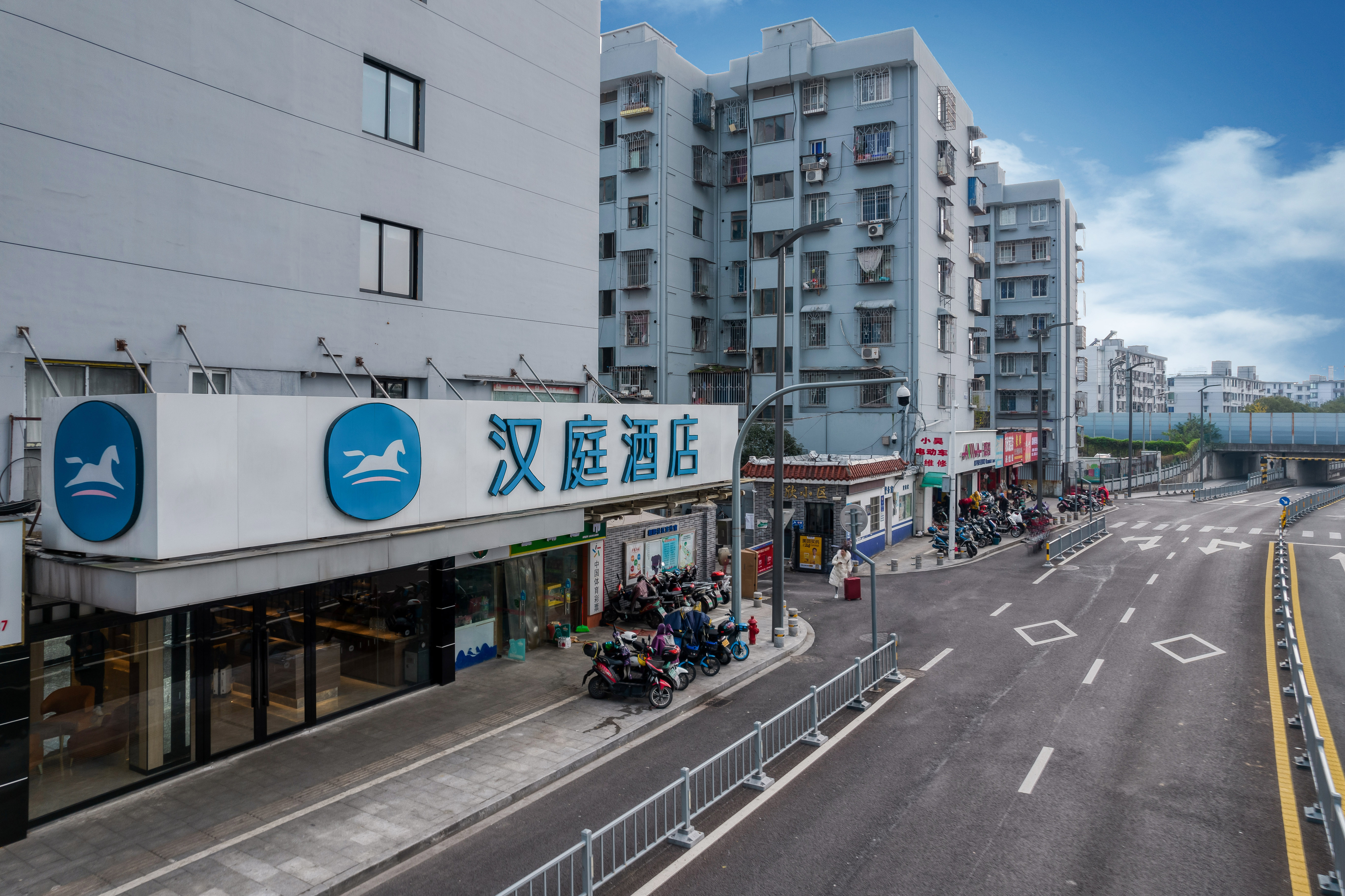汉庭宁波火车站新店