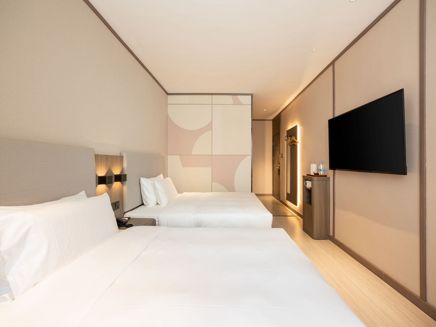 汉庭大连东纬路地铁站酒店