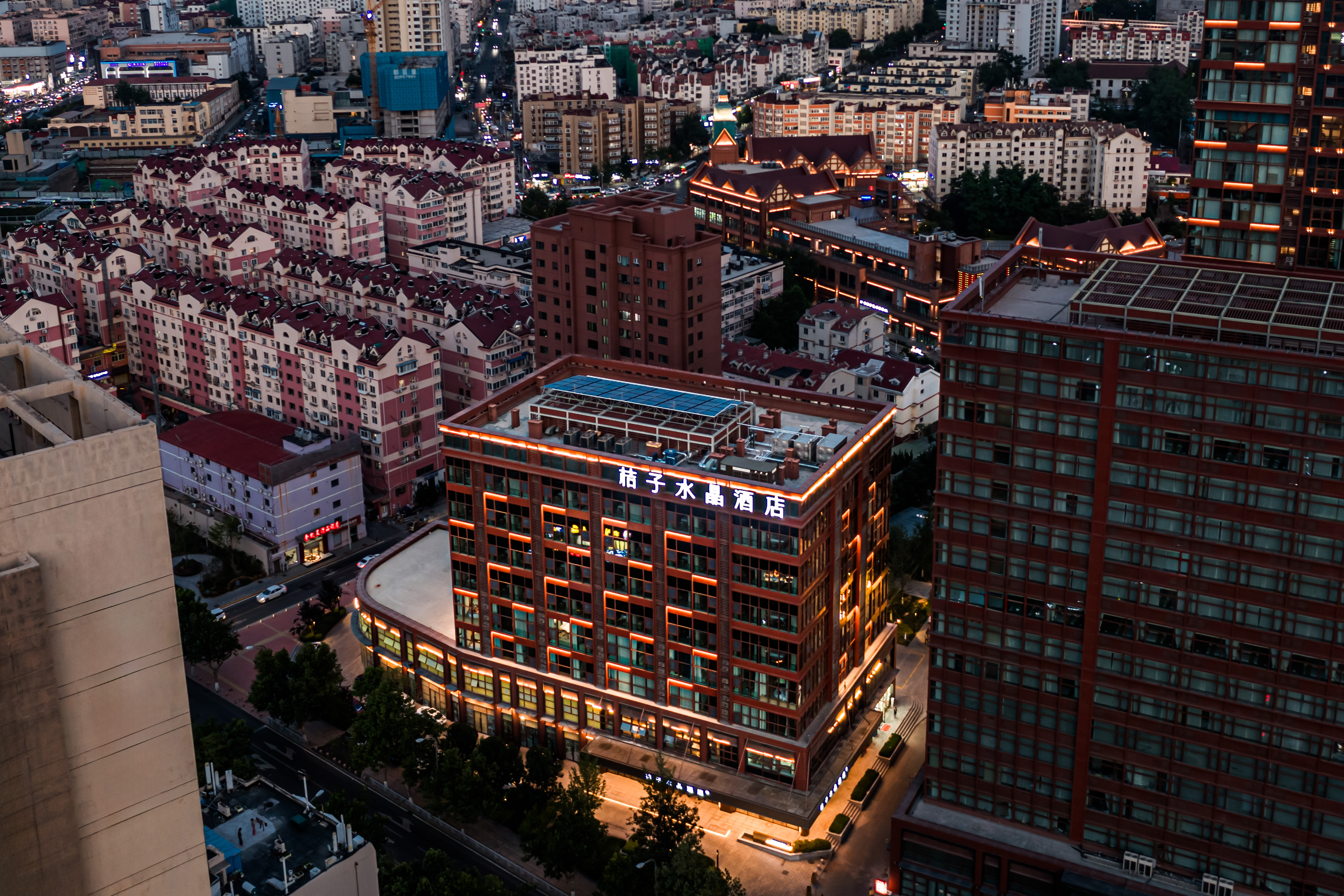 青岛台东步行街桔子水晶酒店