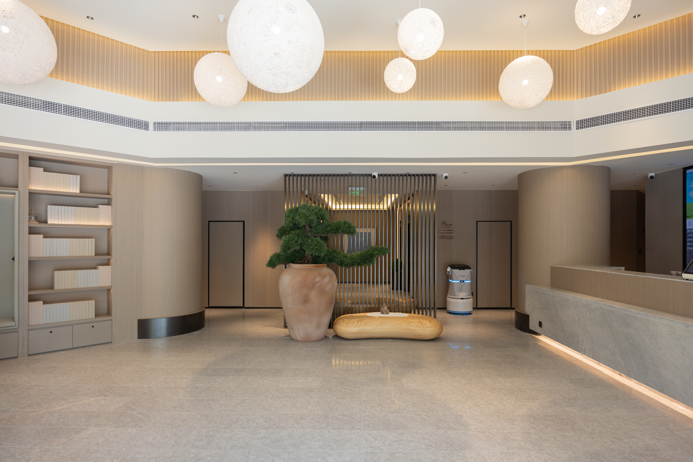 全季上海漕宝路日月光中心酒店