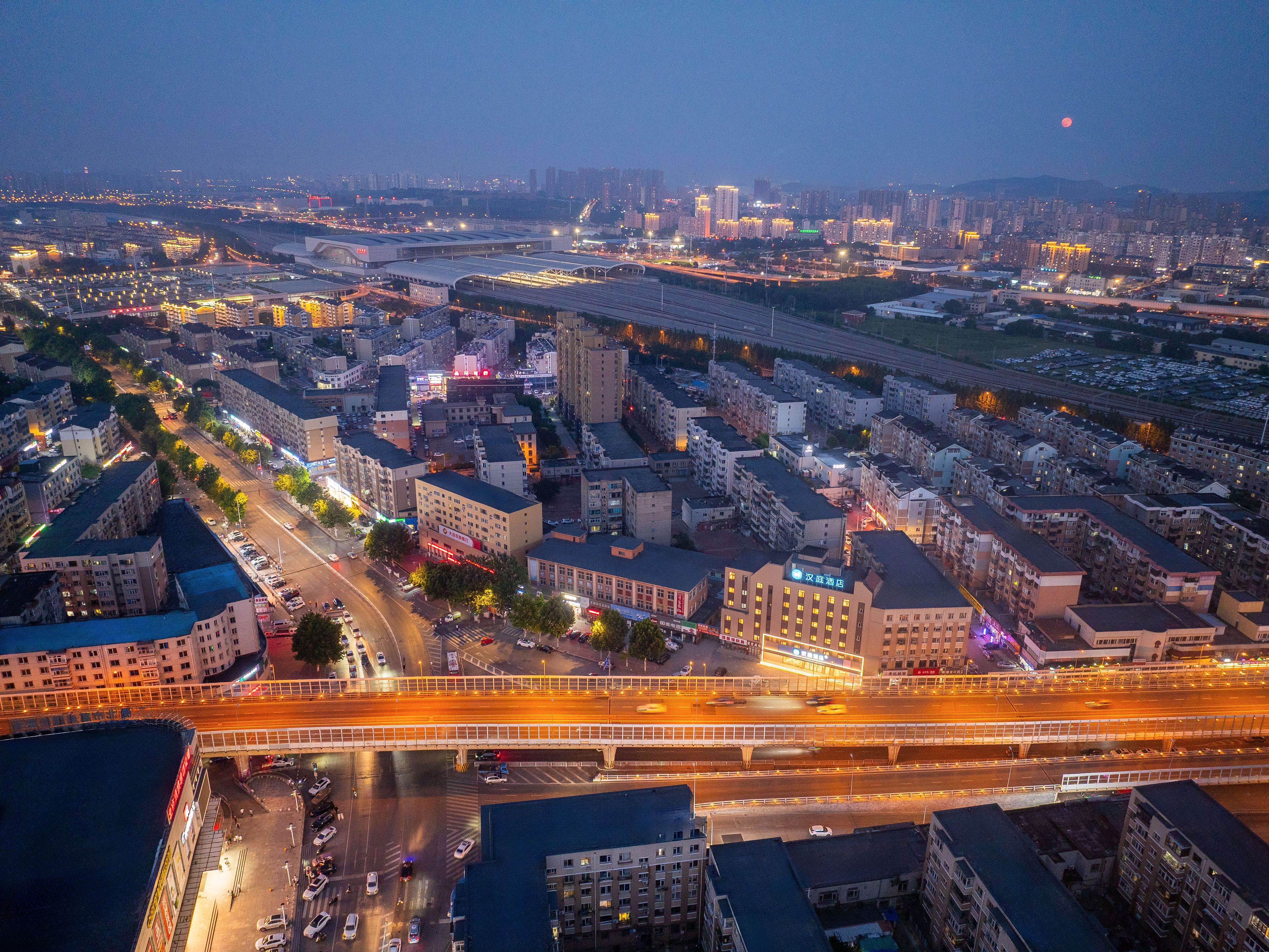 汉庭大连北站北广场酒店