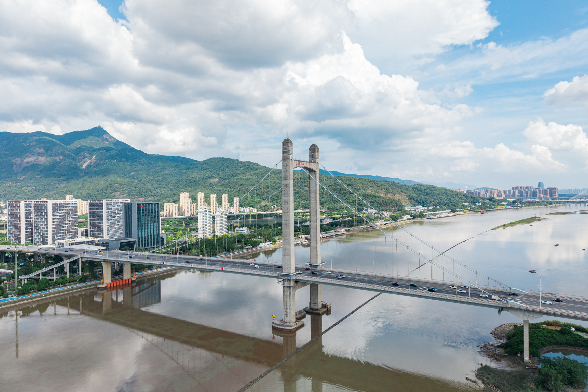 全季福州金融街万达江滨中大道酒店