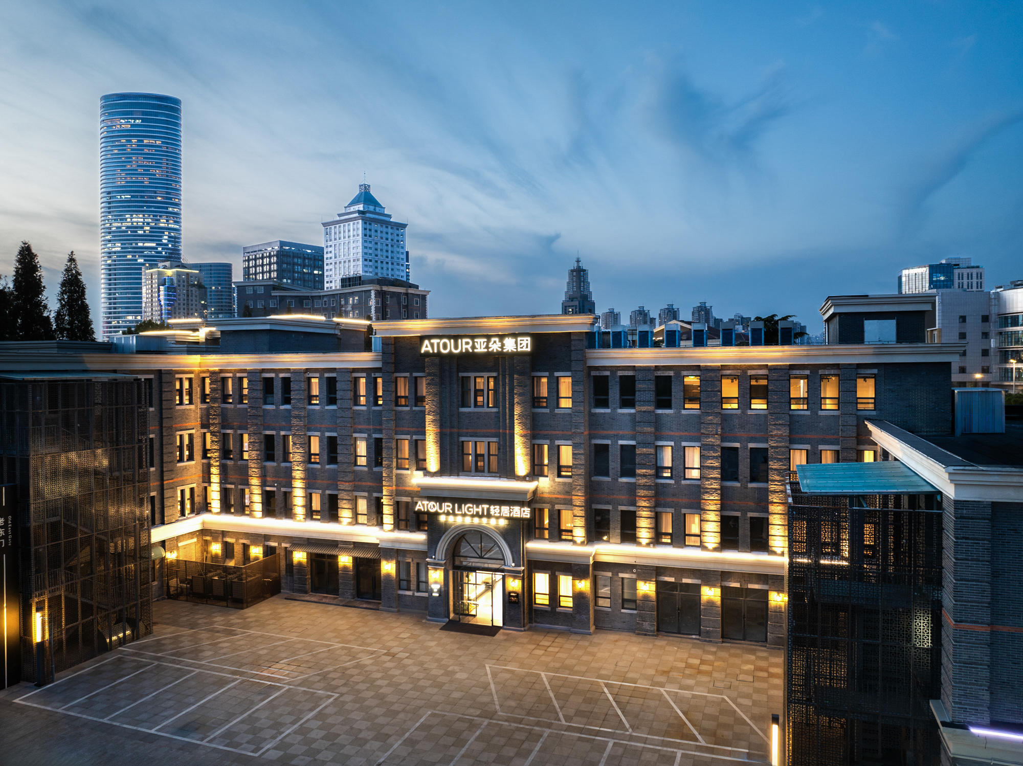 徐州彭城广场民主路轻居酒店