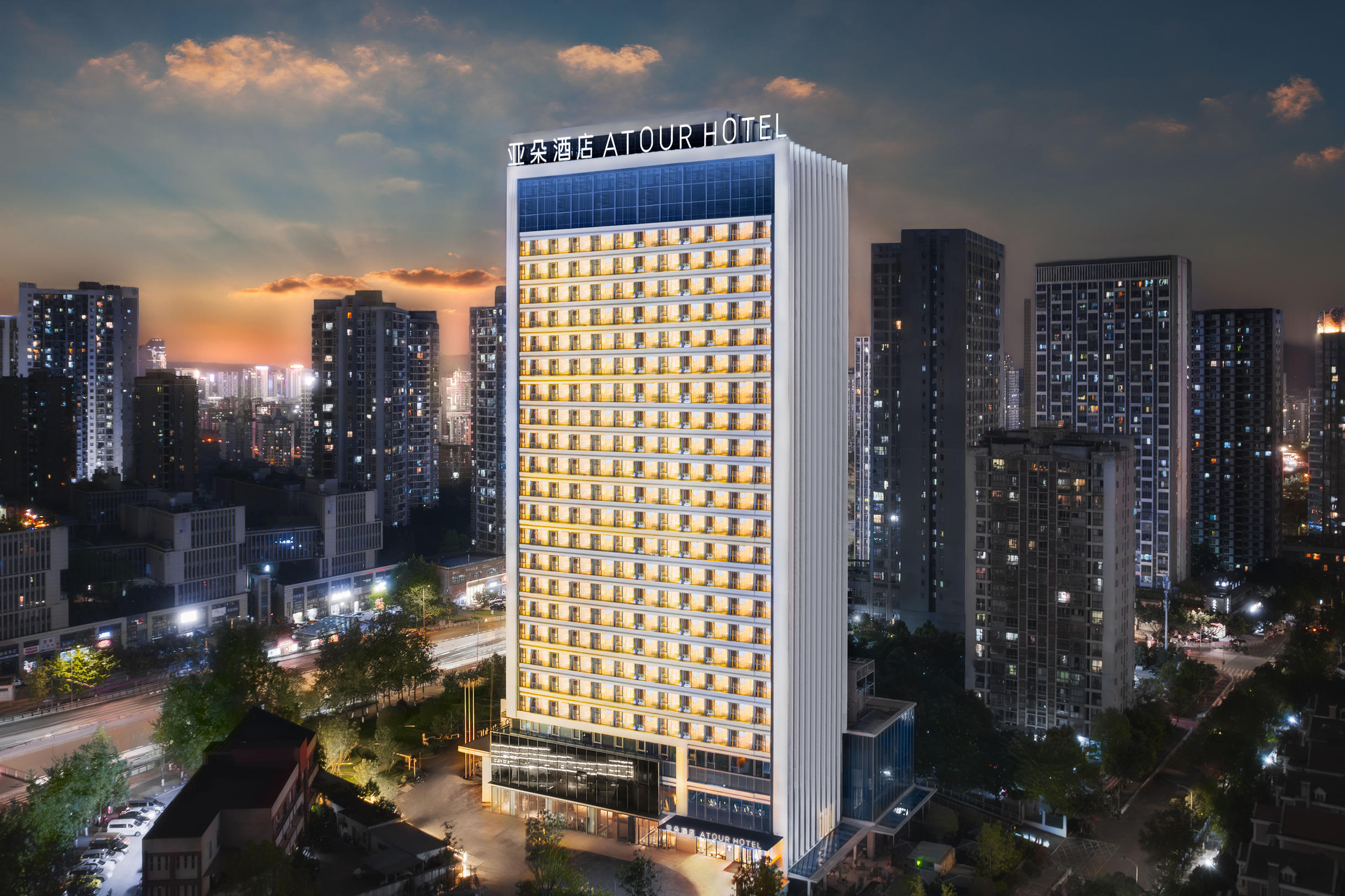 重庆北站人和亚朵酒店