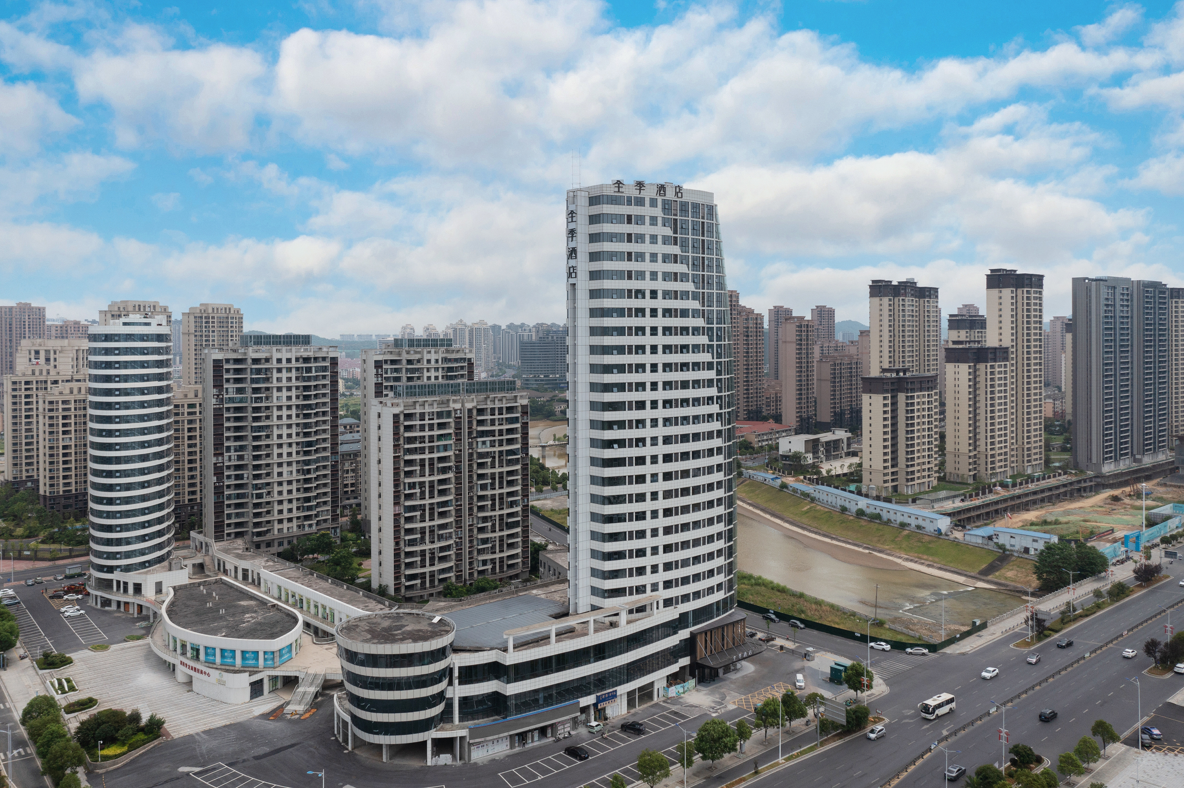 全季宜春站袁州区行政中心酒店