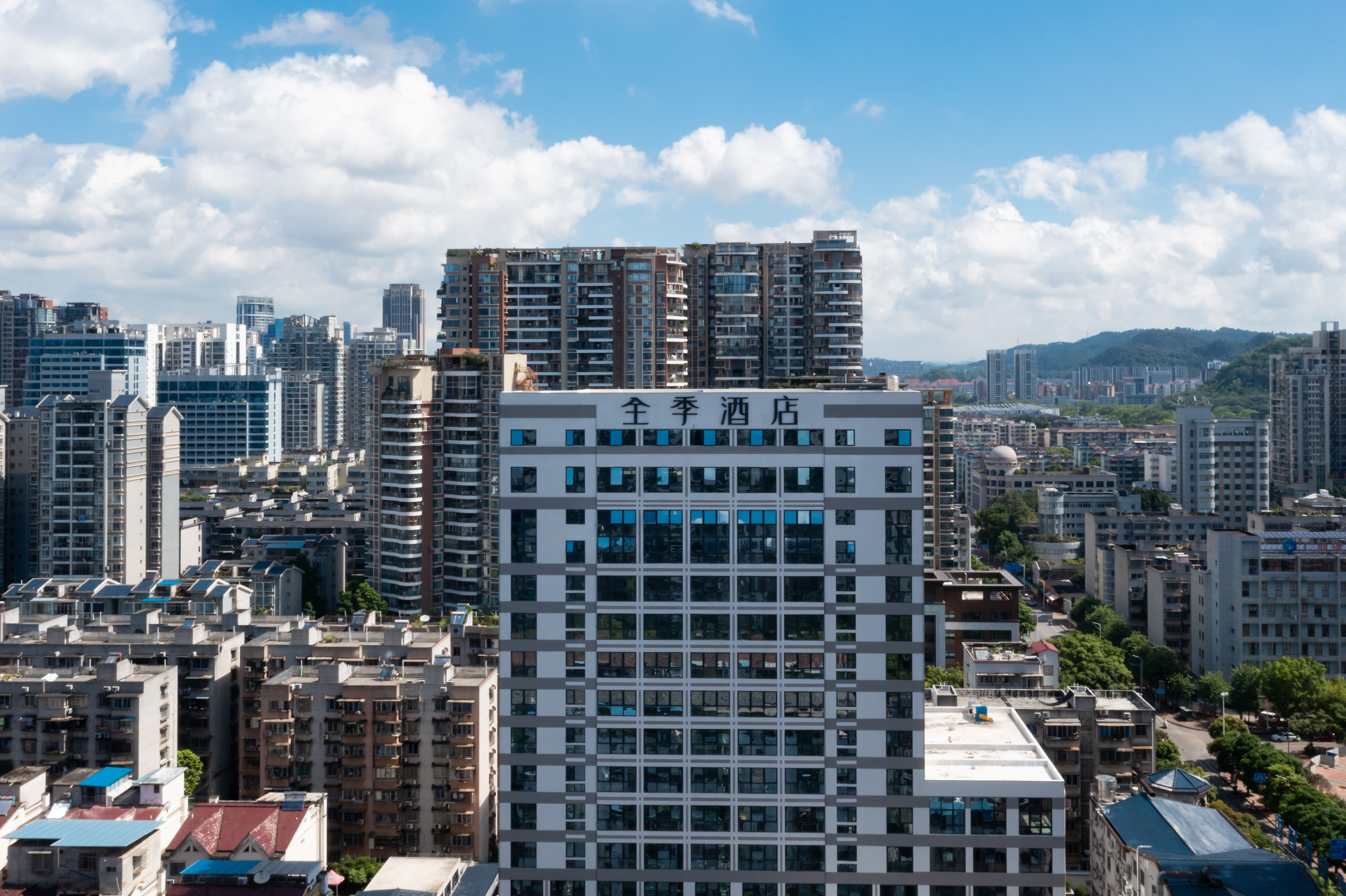 全季柳州窑埠古镇城中万达酒店