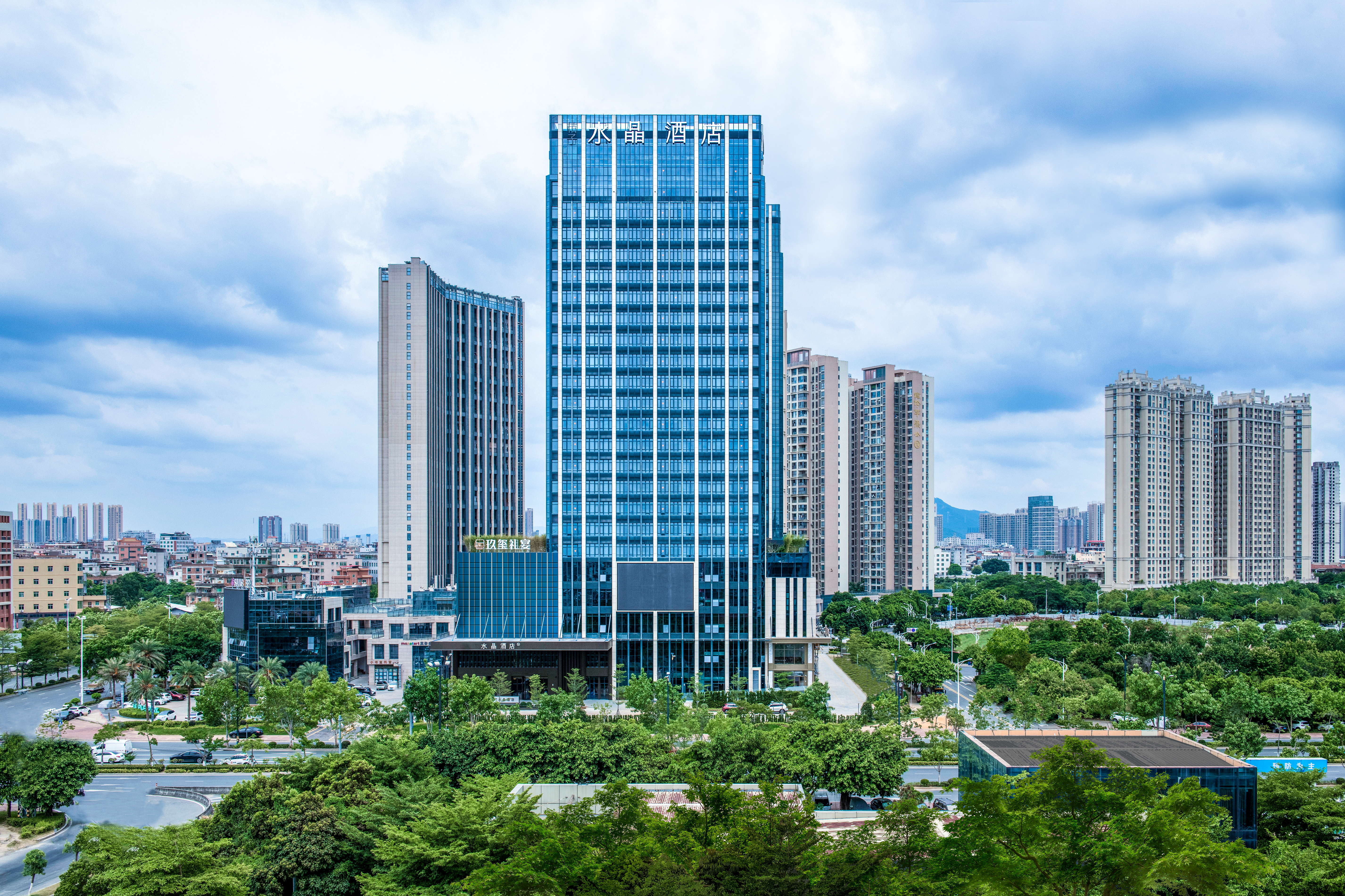 泉州滨江商务区桔子水晶酒店