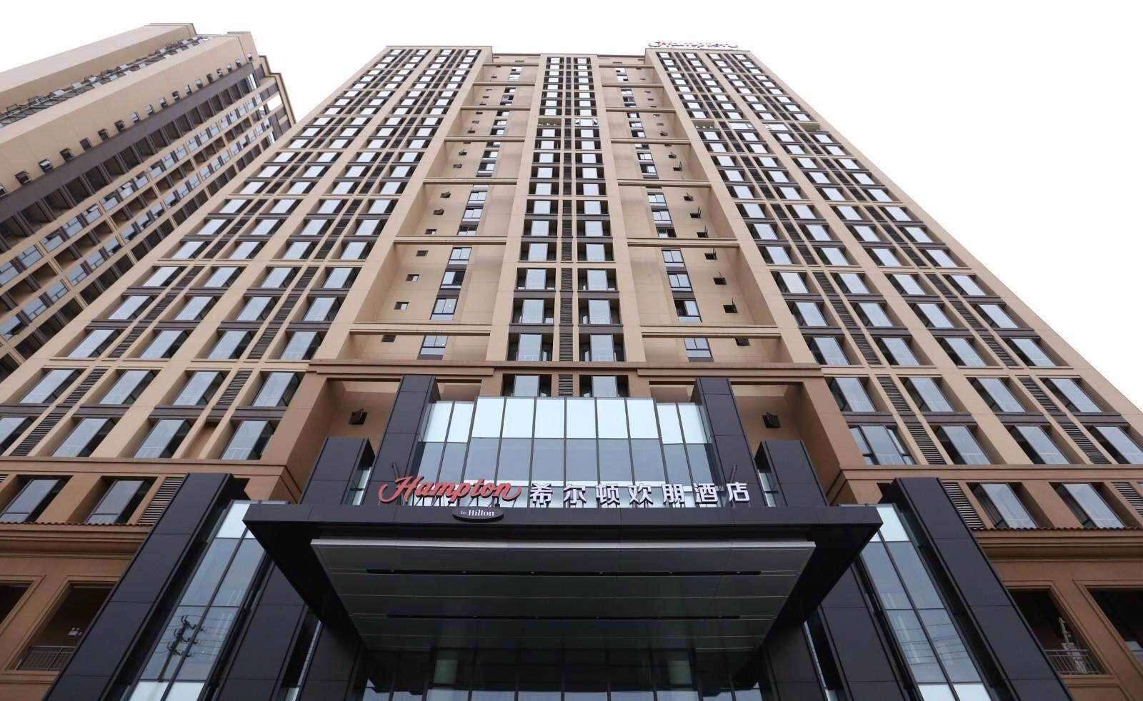 桂林临桂希尔顿欢朋酒店