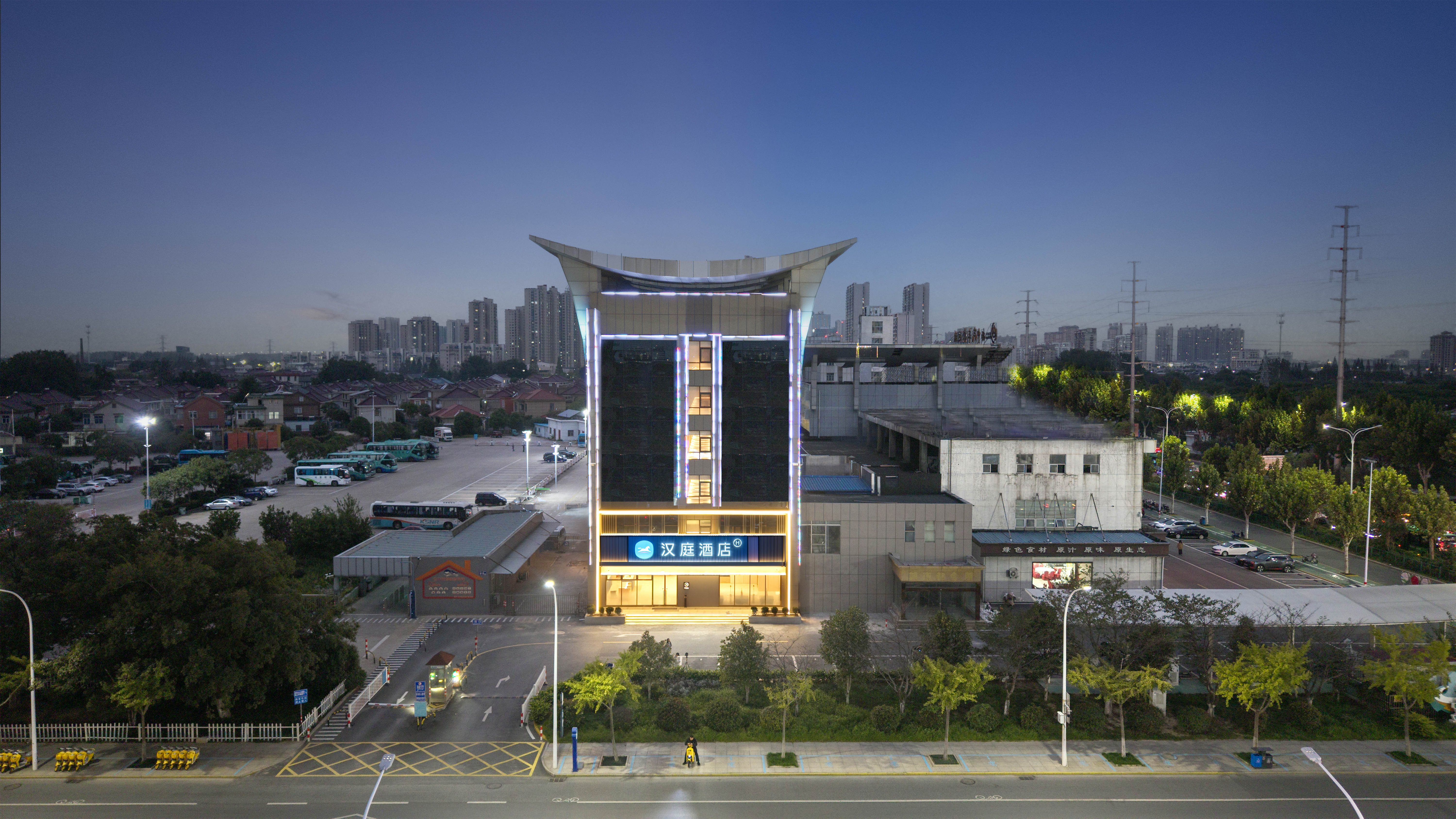 汉庭扬中汽车客运站奥体中心酒店