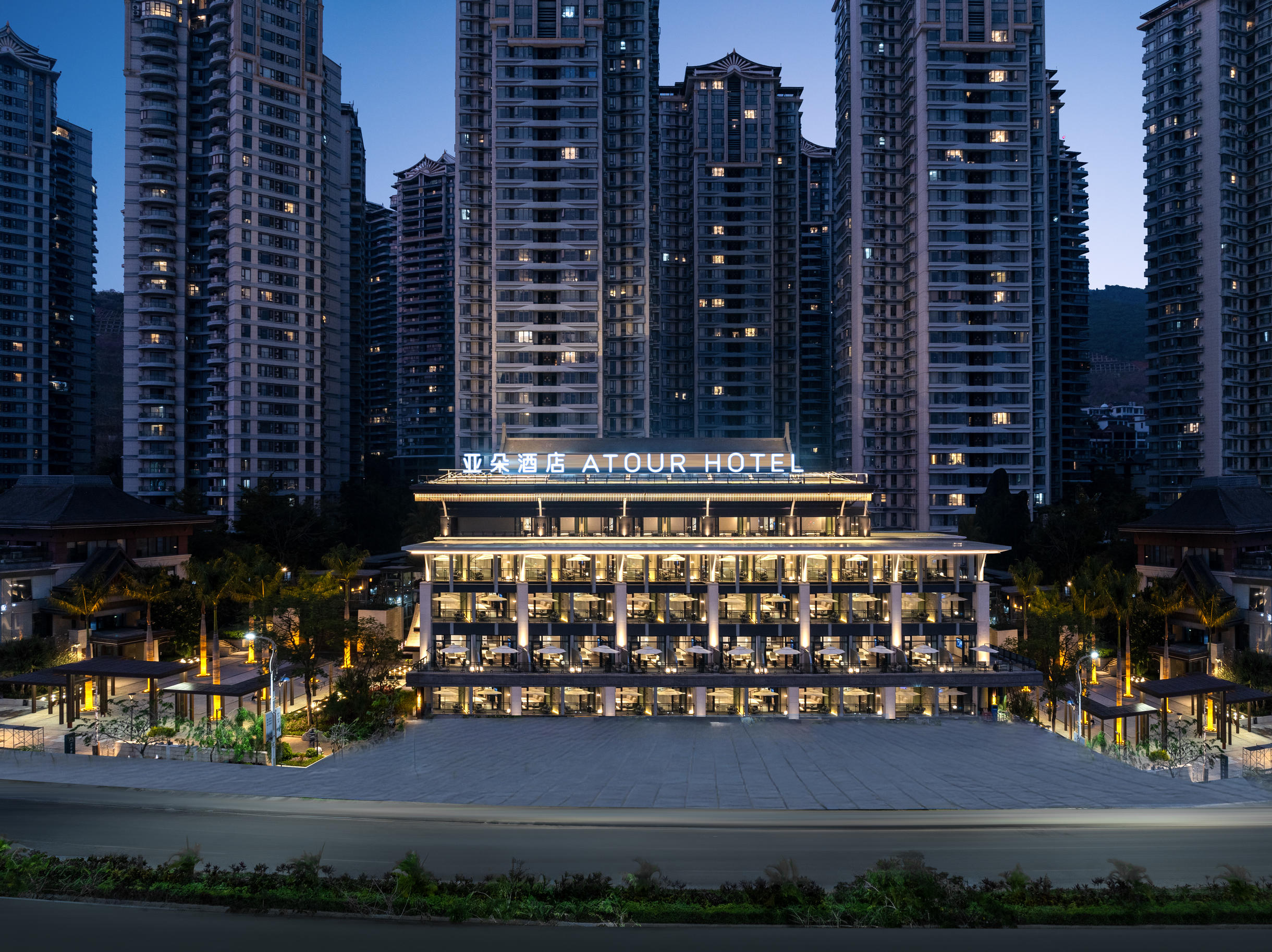 西双版纳景洪告庄西双景澜沧江亚朵酒店