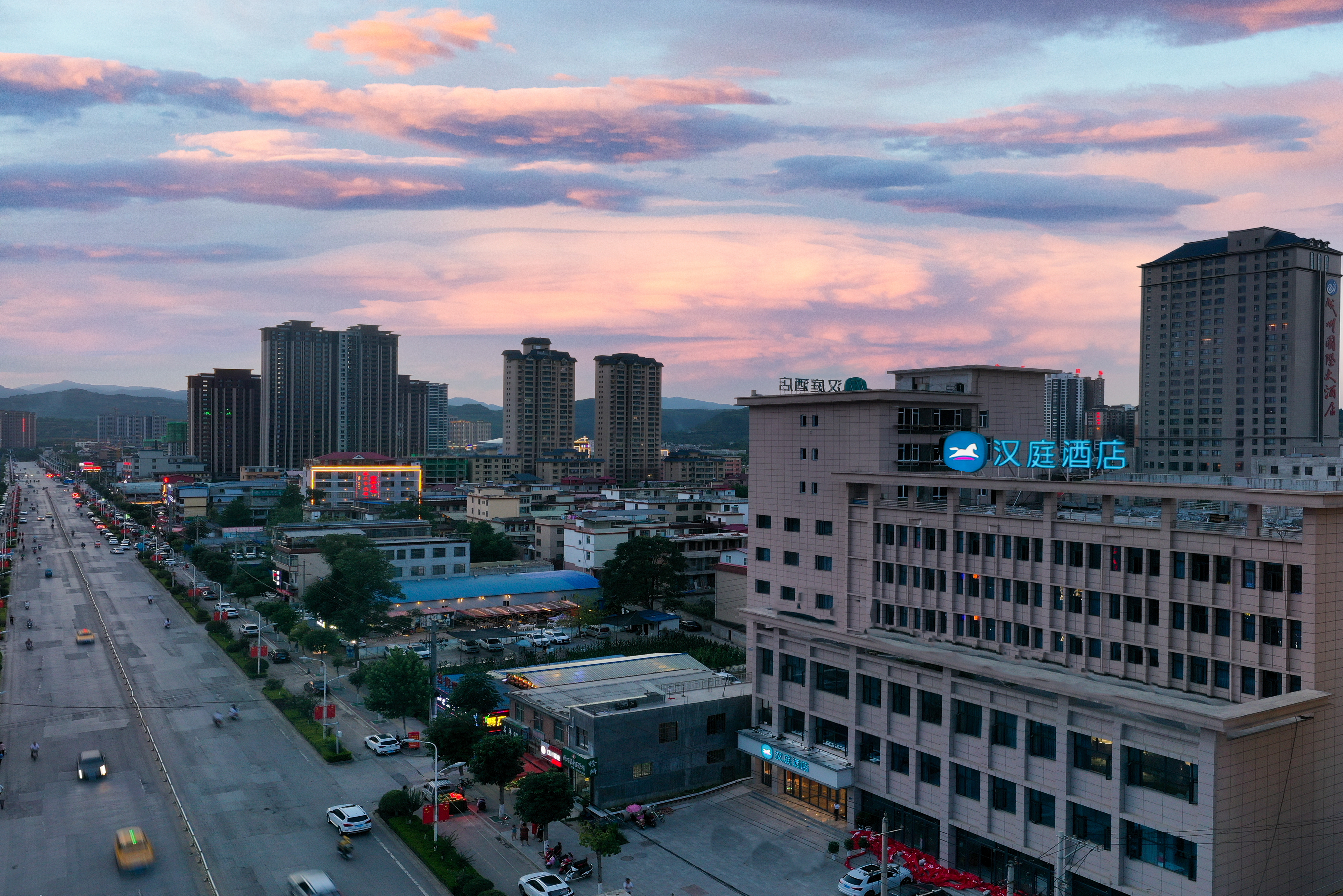 汉庭陇南成县鸡峰山酒店