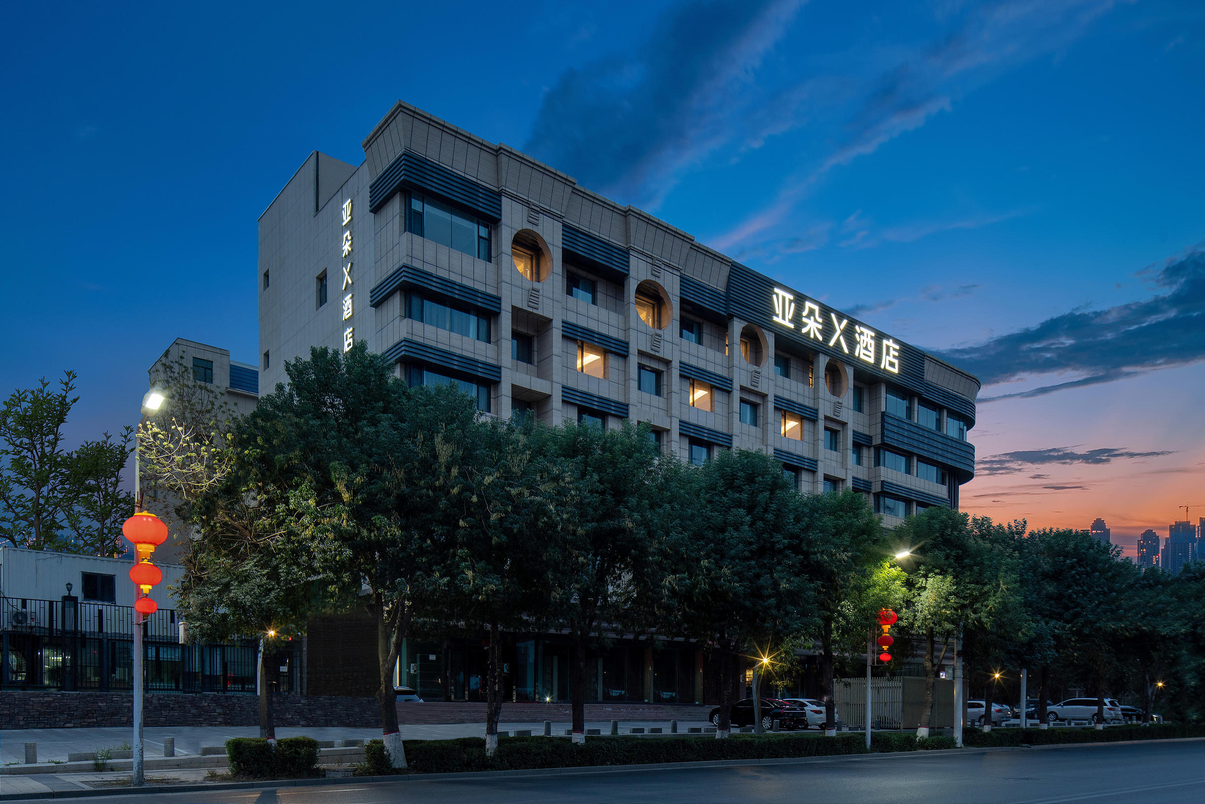 乌鲁木齐机场卫星路亚朵X酒店