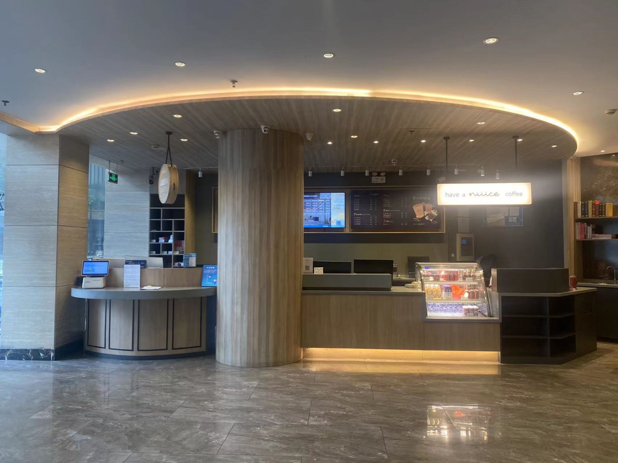 汉庭优佳海宁火车站酒店