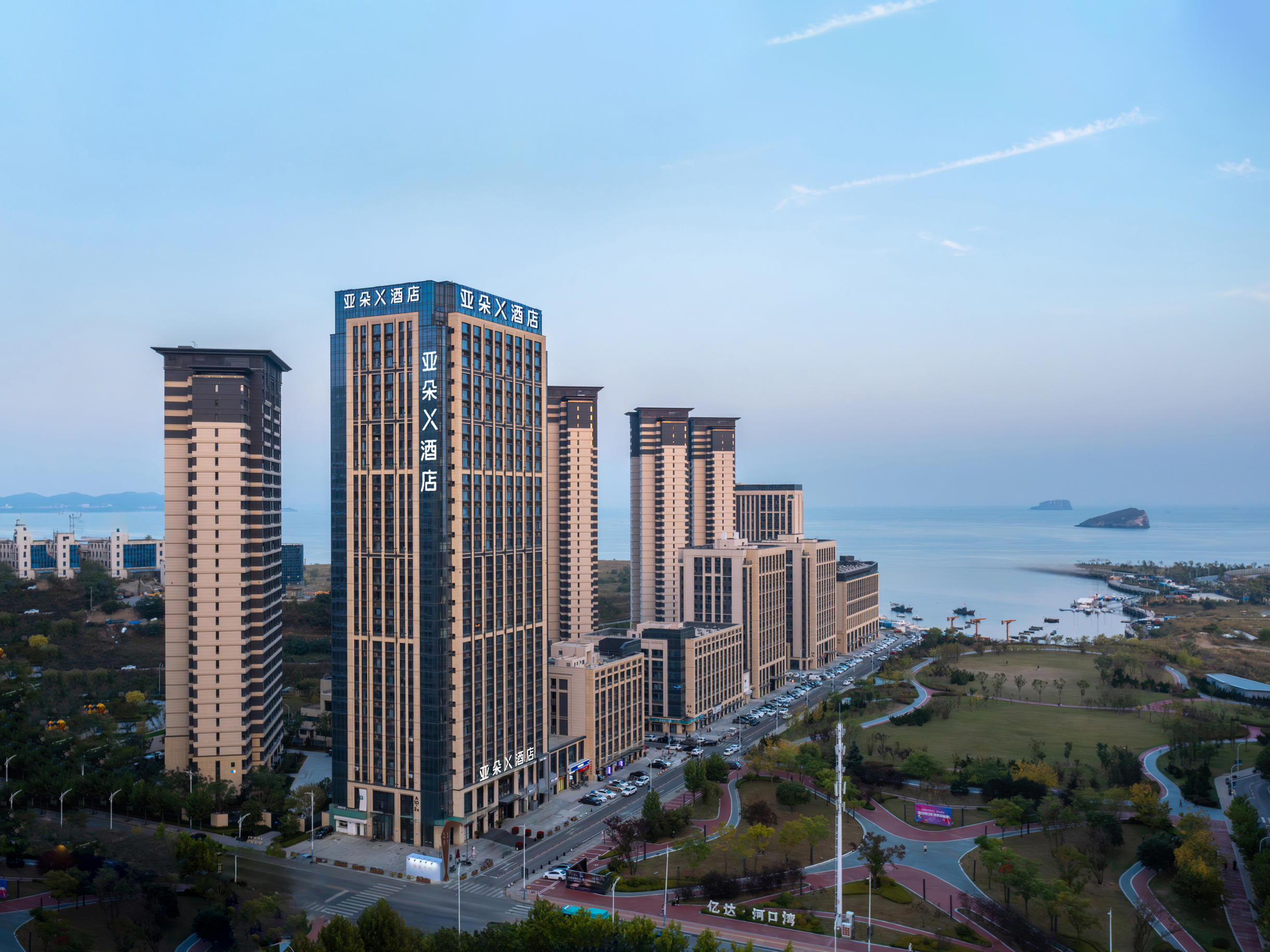 大连高新园区腾飞软件园亚朵X酒店