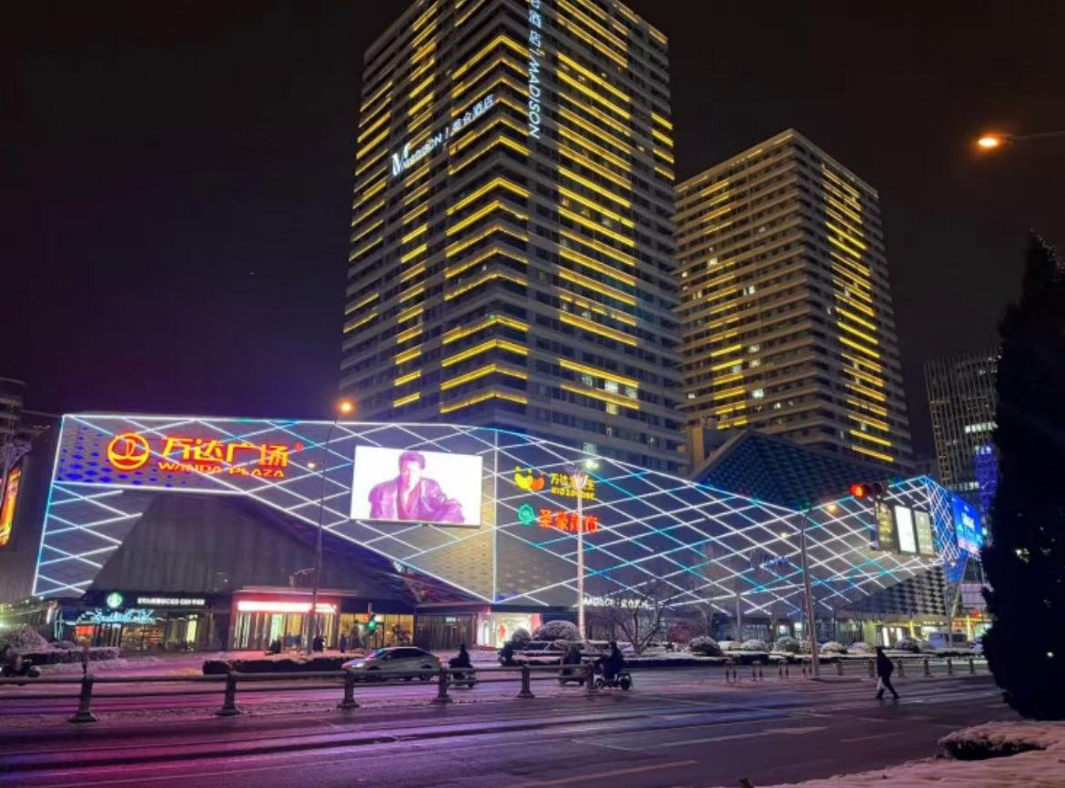 济南CBD高新万达广场美仑酒店