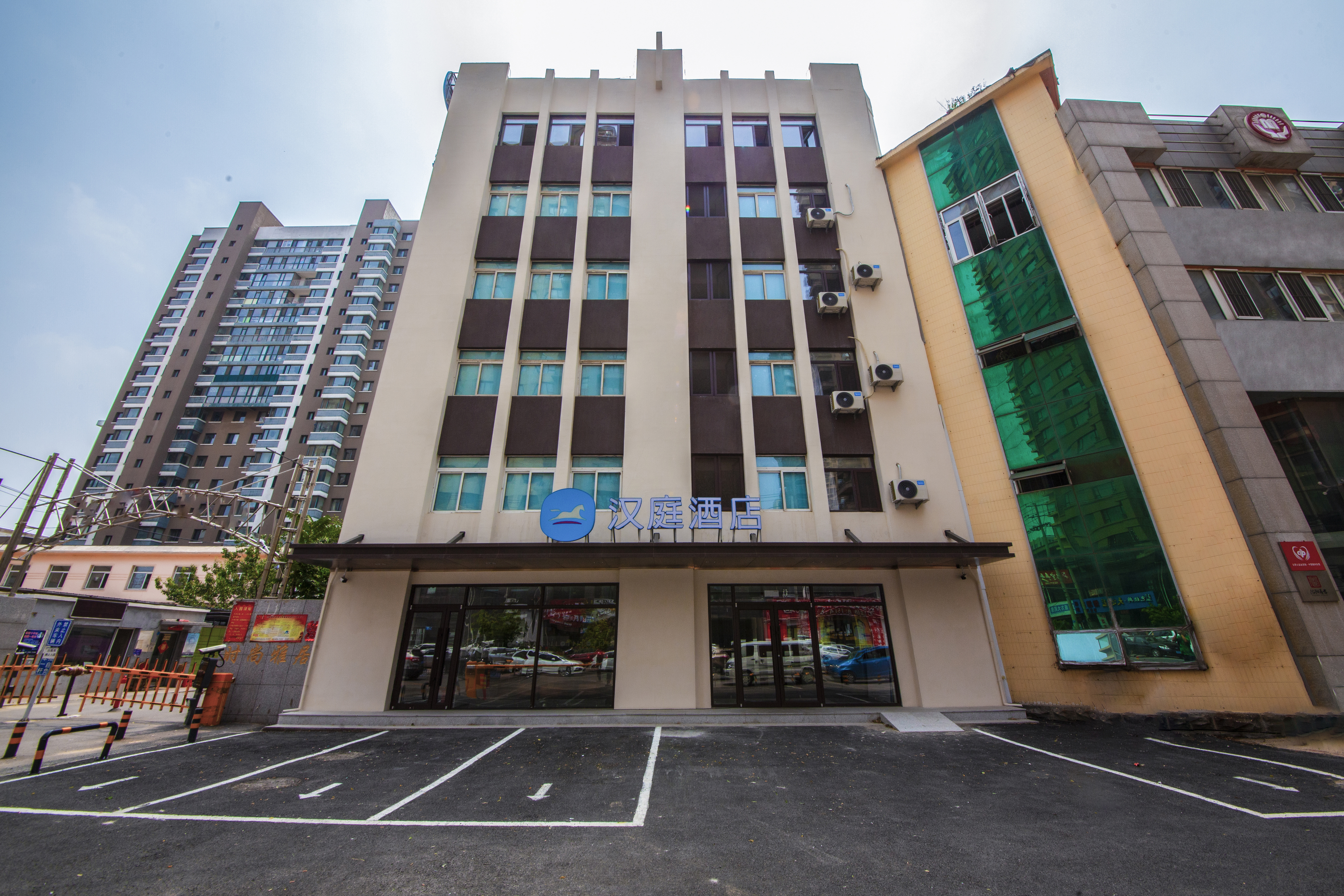 汉庭沈阳医学院地铁站酒店