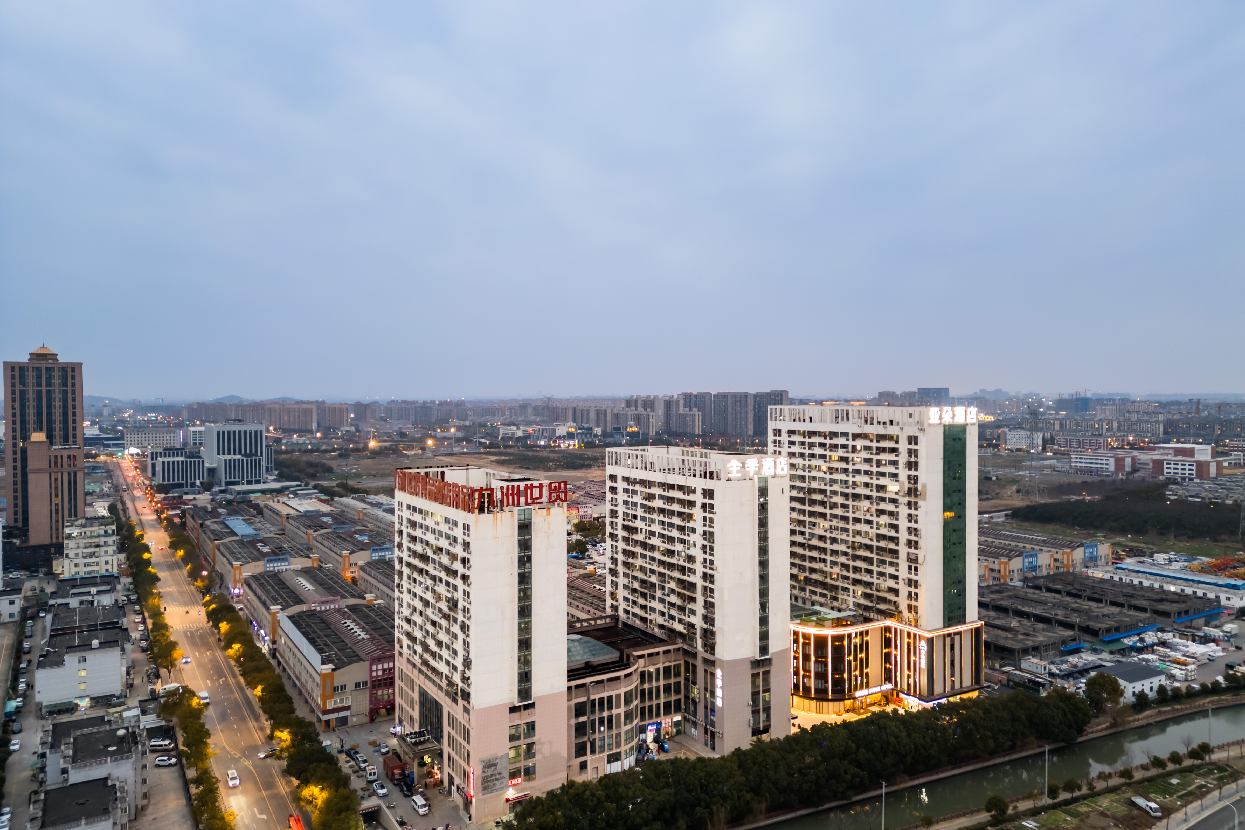 全季上海松江G60洞泾酒店