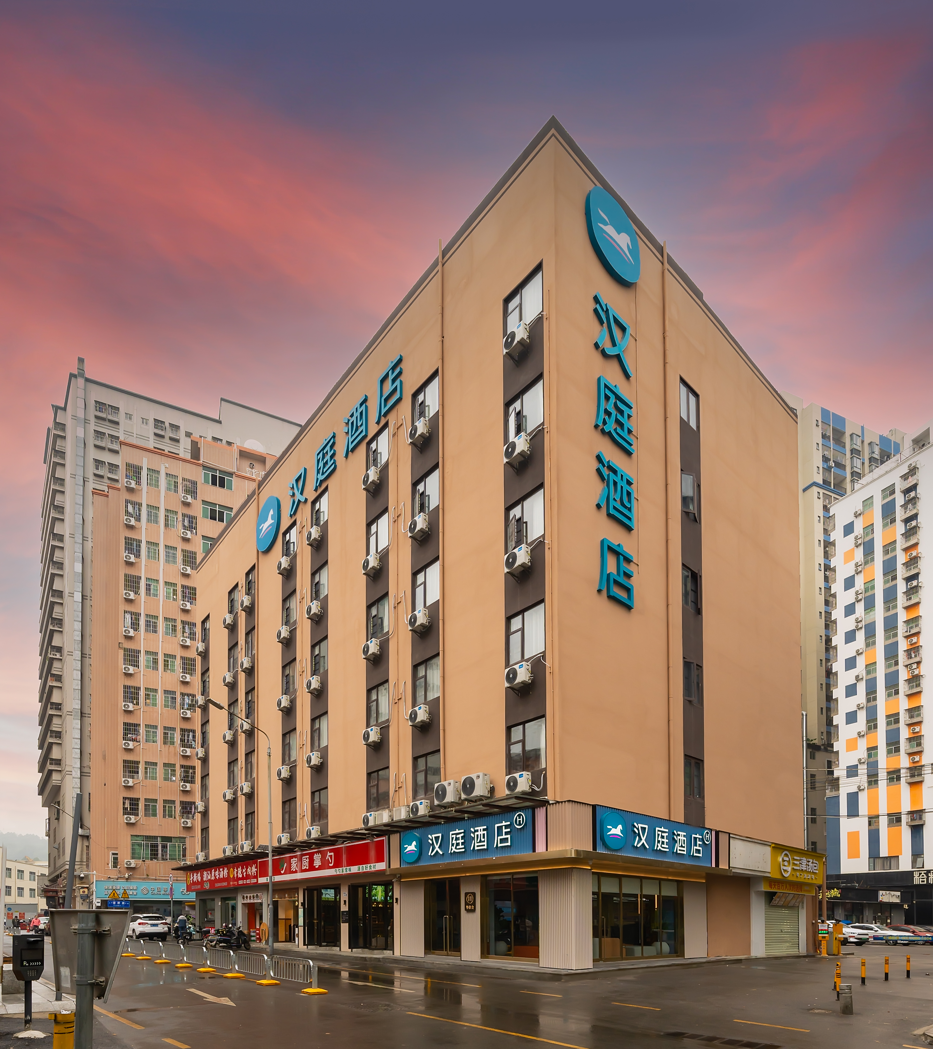 汉庭深圳观澜富士康酒店