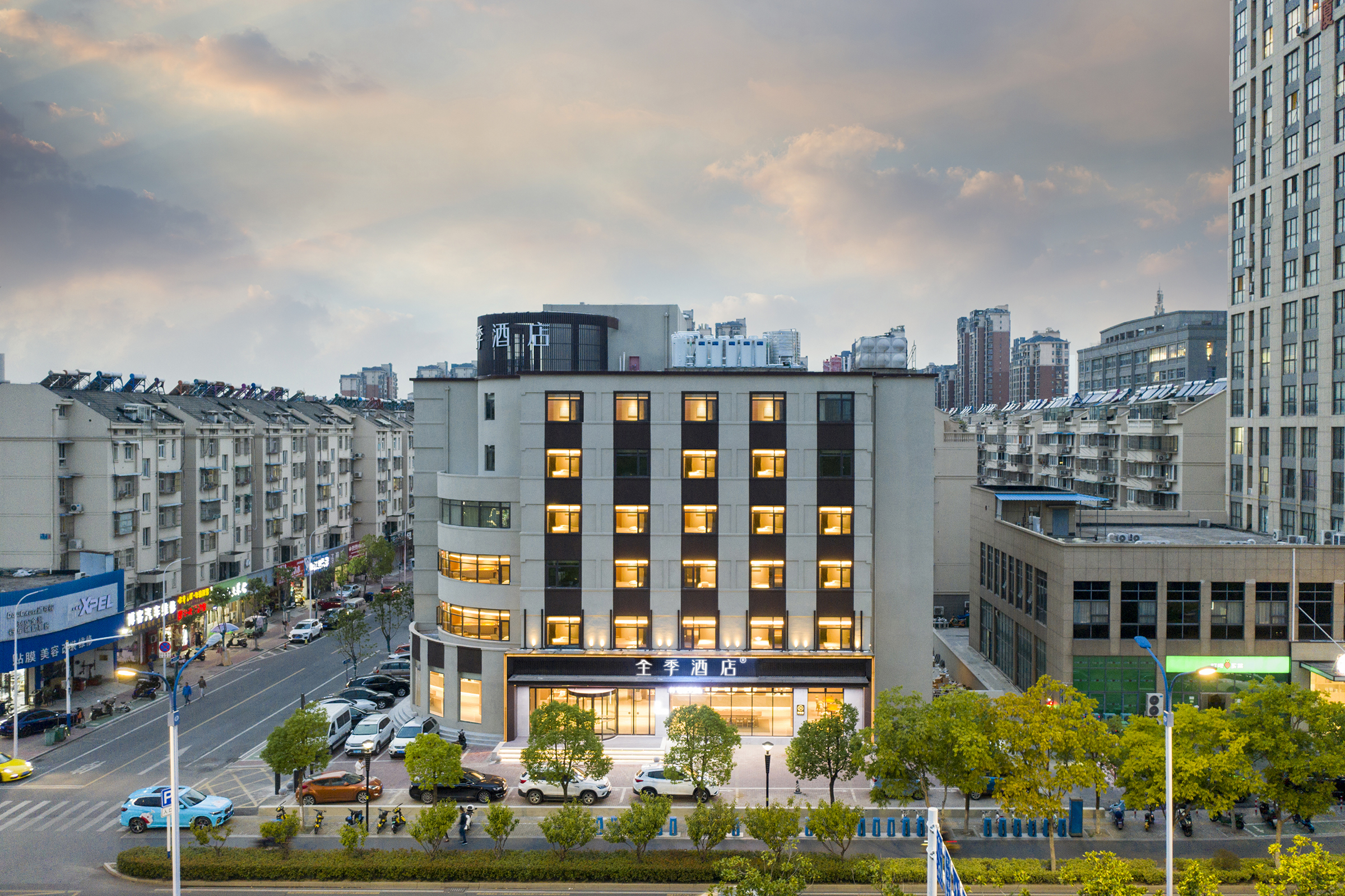 全季马鞍山东站慈湖河路酒店