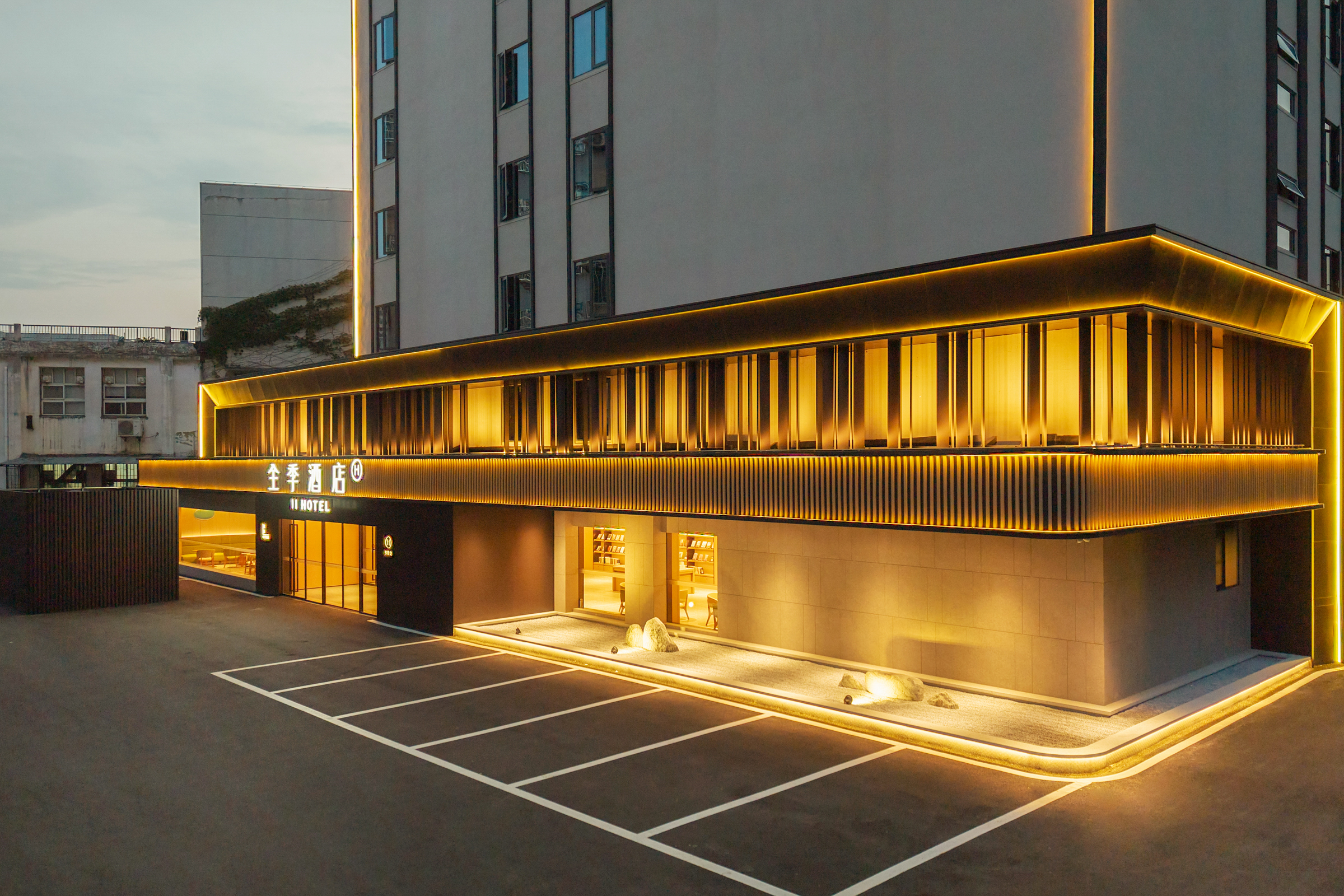 全季武汉理工大学余家头校区酒店