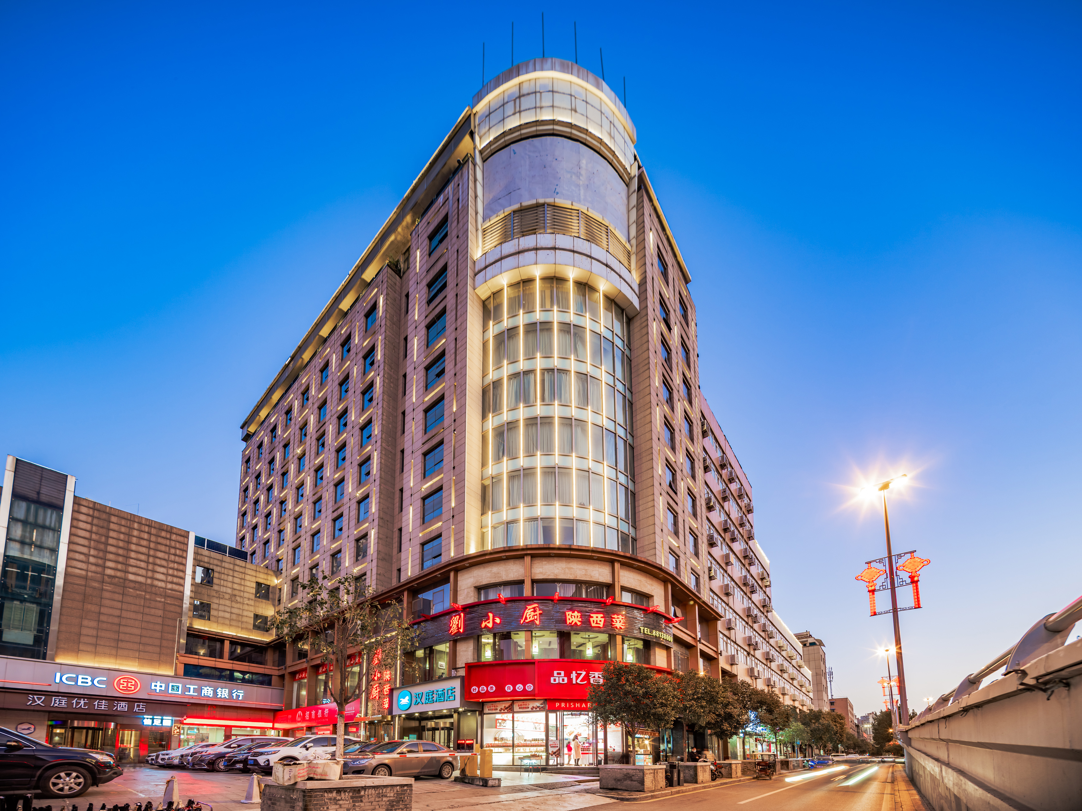 汉庭西安土门地铁站酒店