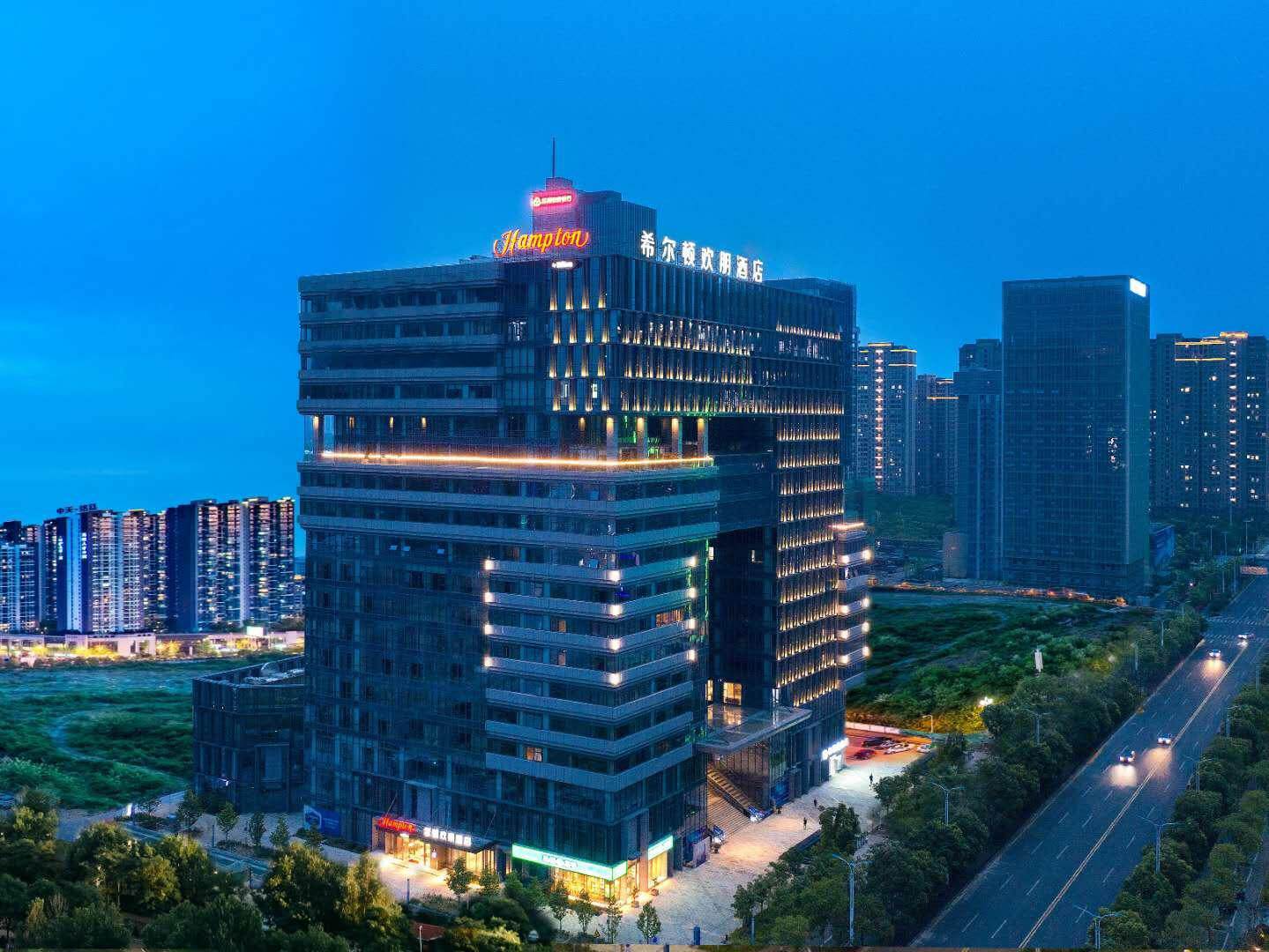 苏州吴江东太湖希尔顿欢朋酒店