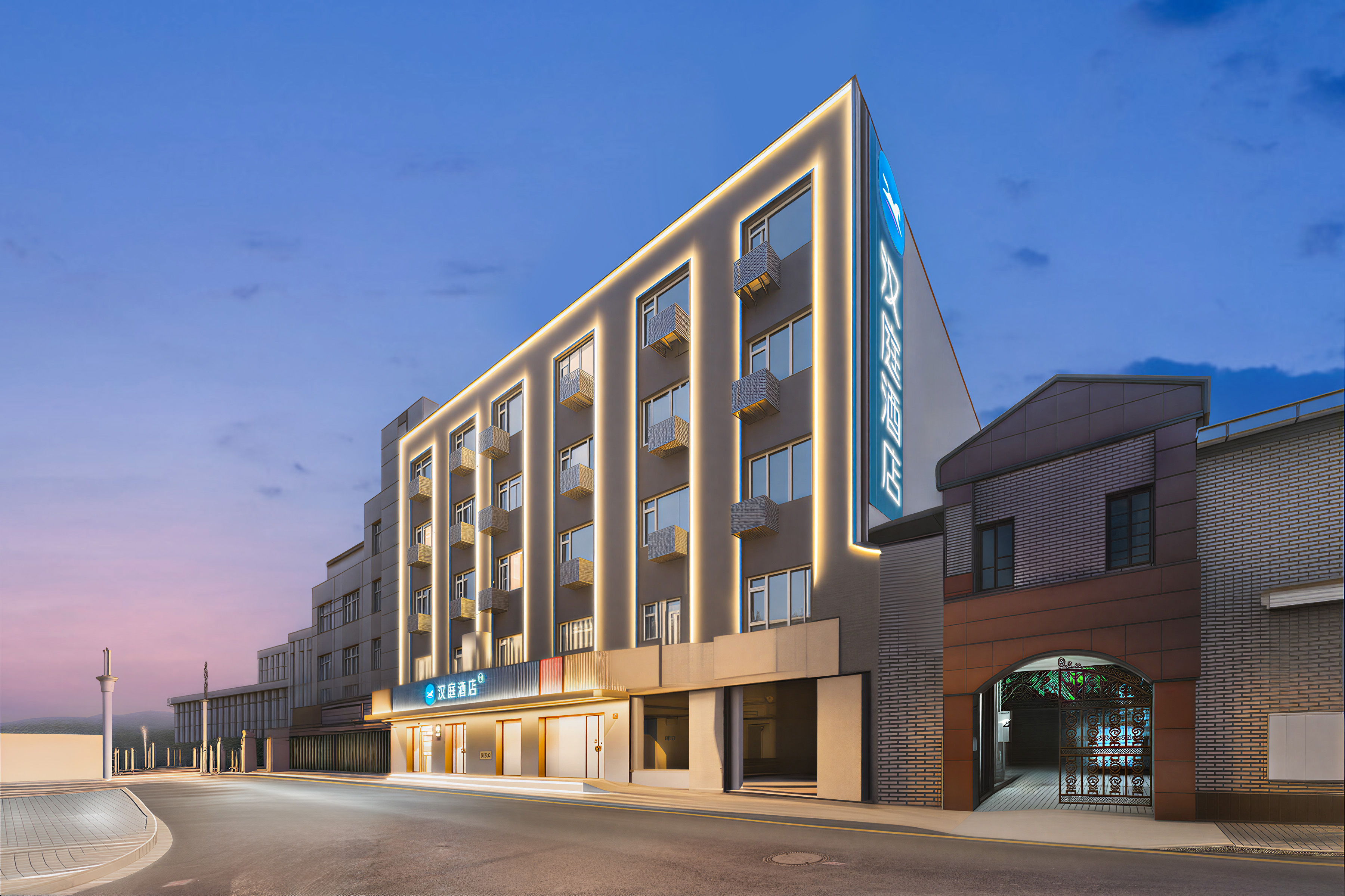 汉庭上海北外滩海伦路地铁站酒店