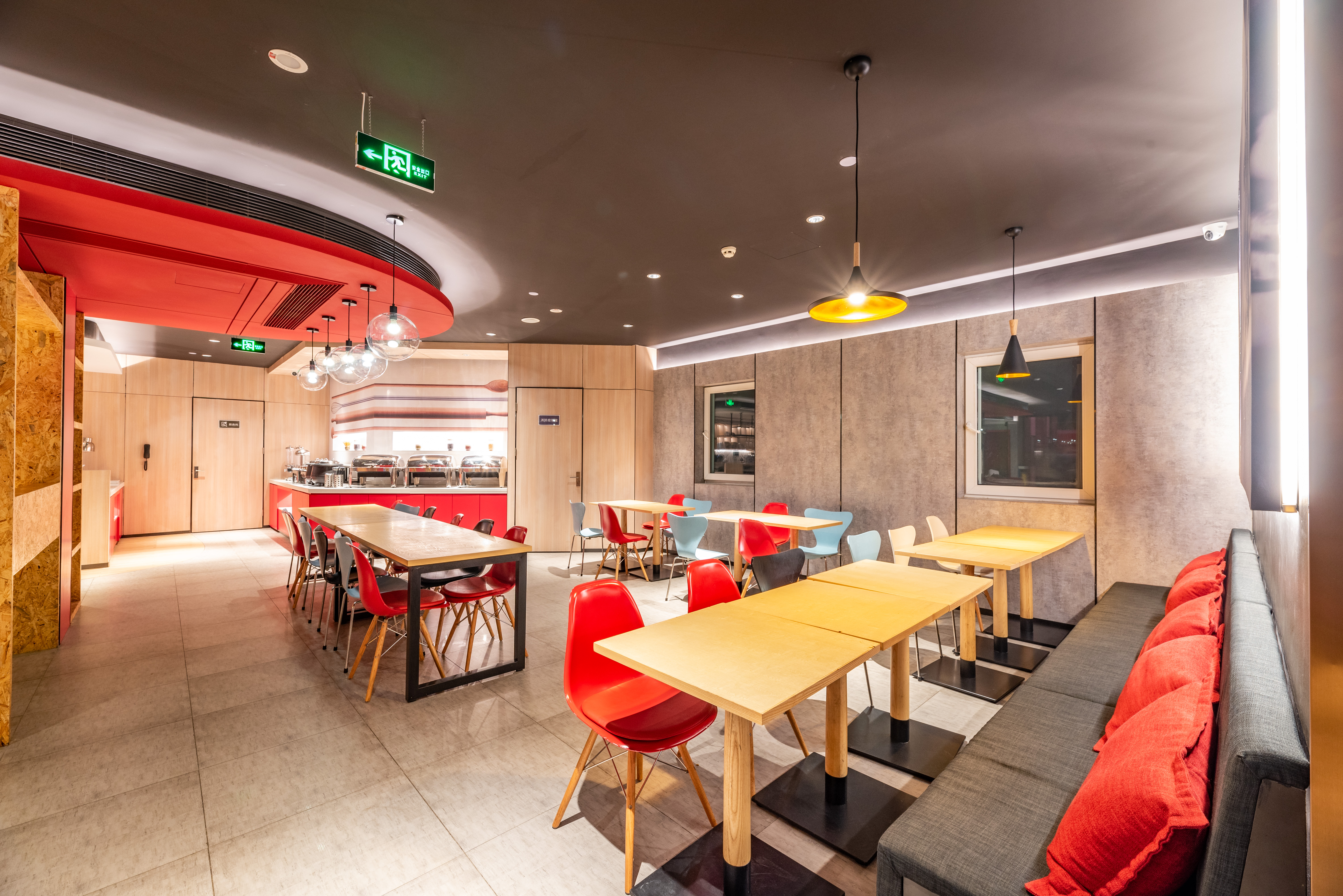 宜必思成都武侯祠永丰地铁站酒店