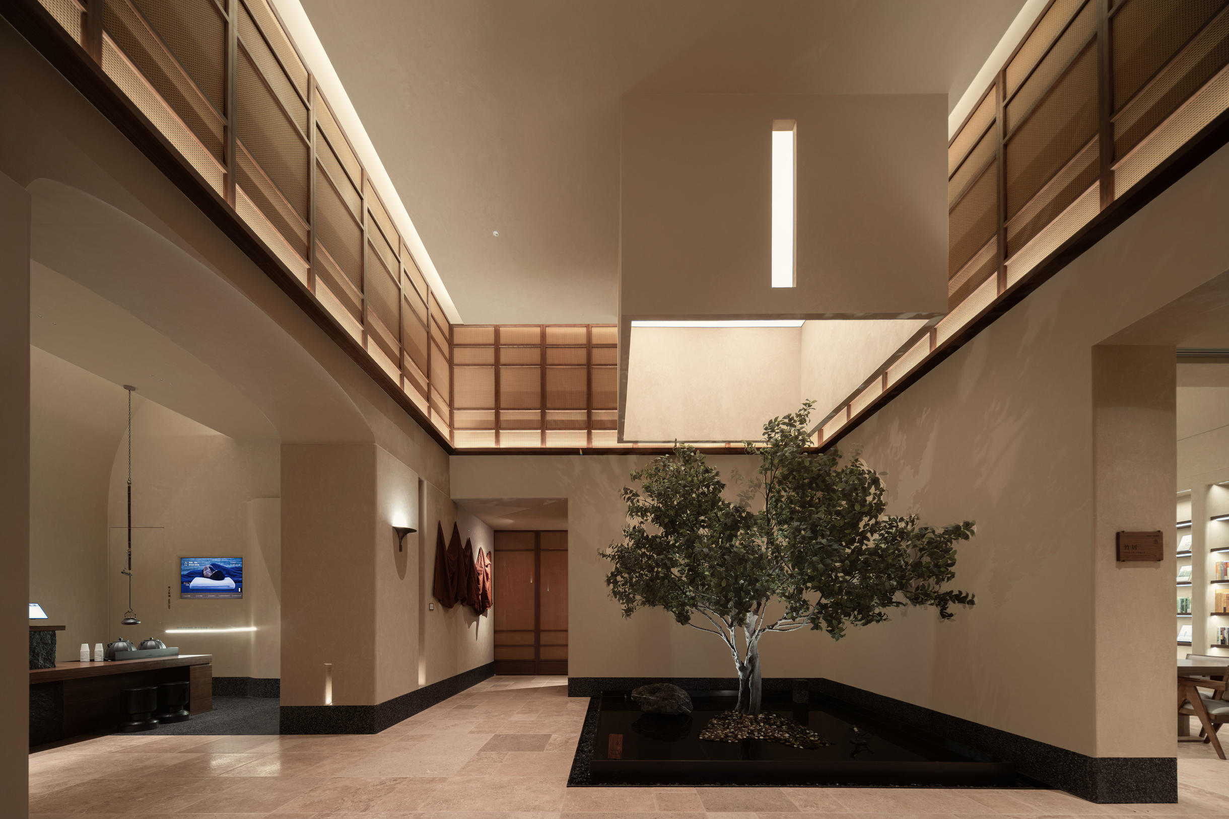 武汉国际广场江汉路亚朵酒店