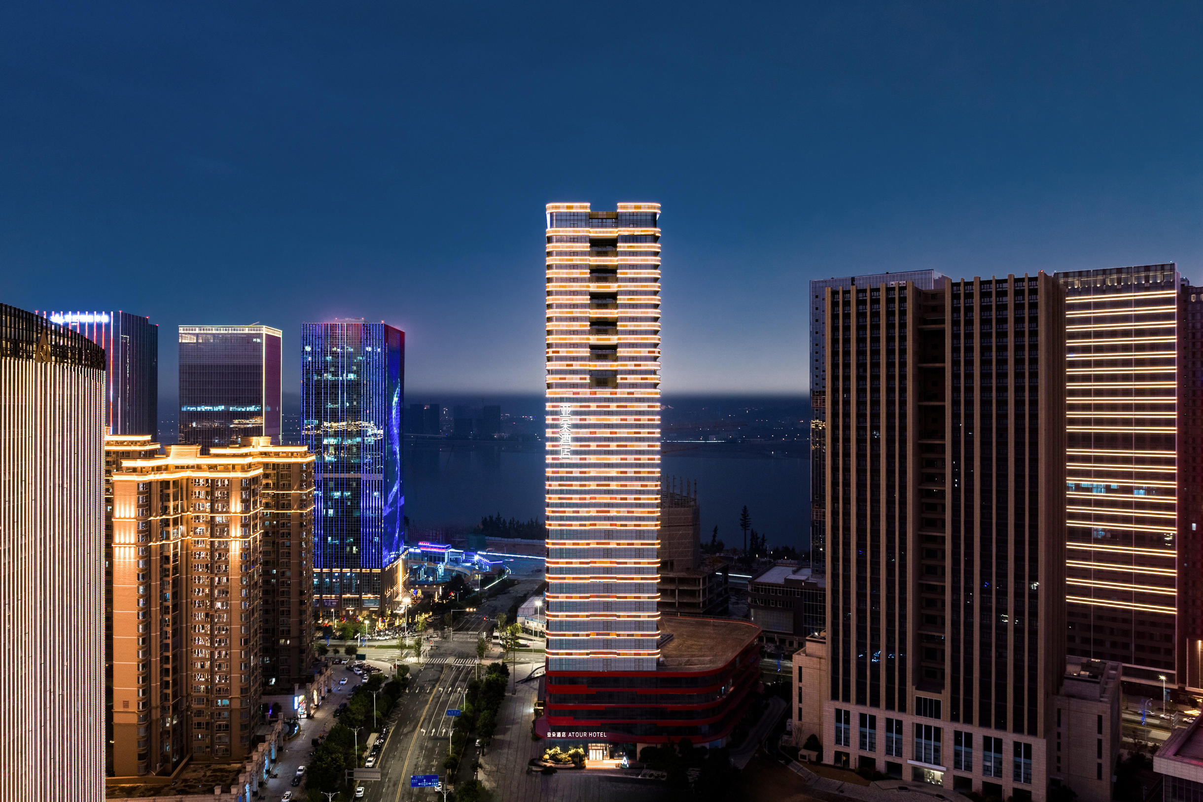 泉州丰泽区东海汇金国际中心亚朵酒店