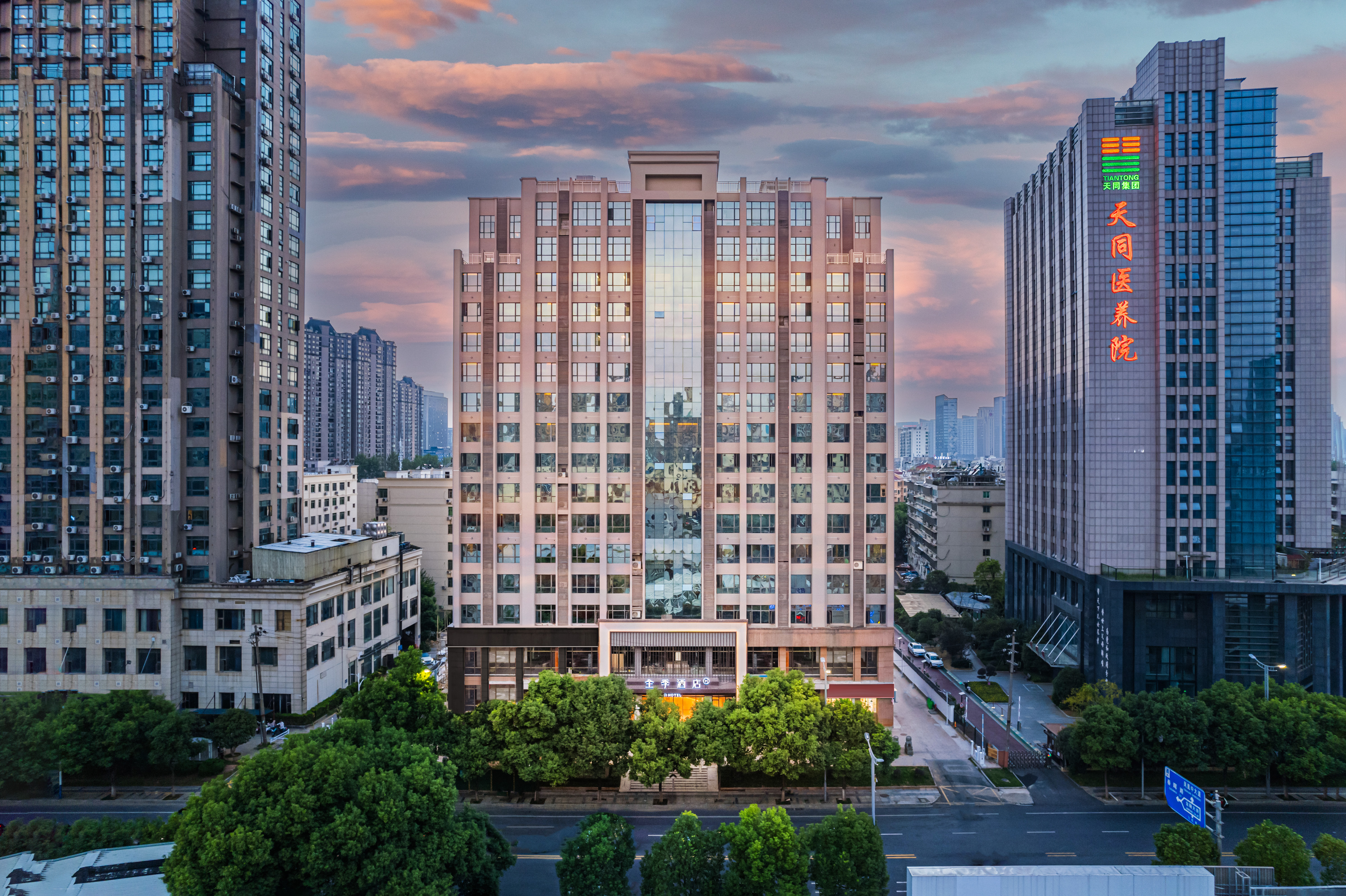 全季南昌红谷滩铜锣湾广场酒店