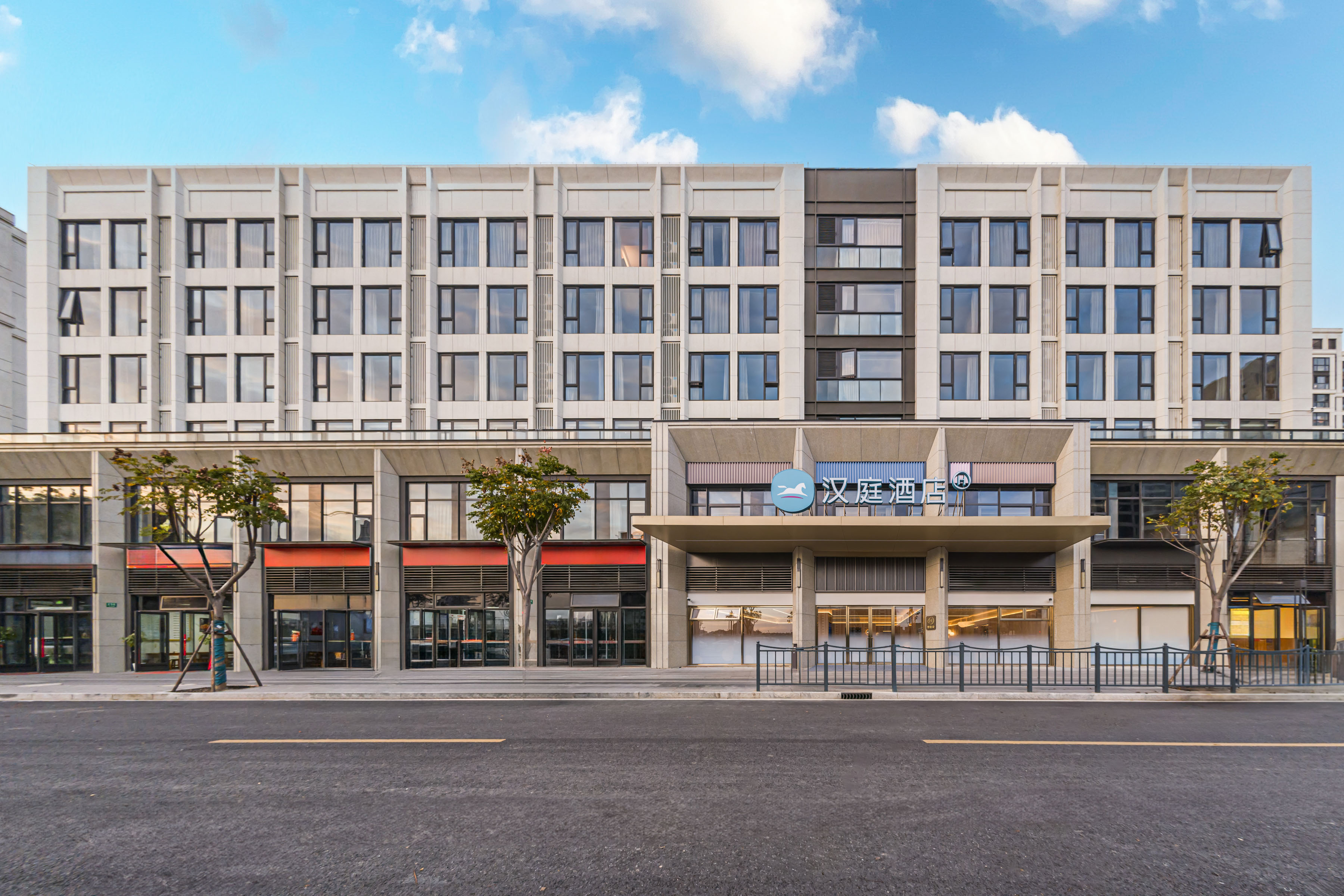 汉庭上海青浦新城华青路酒店