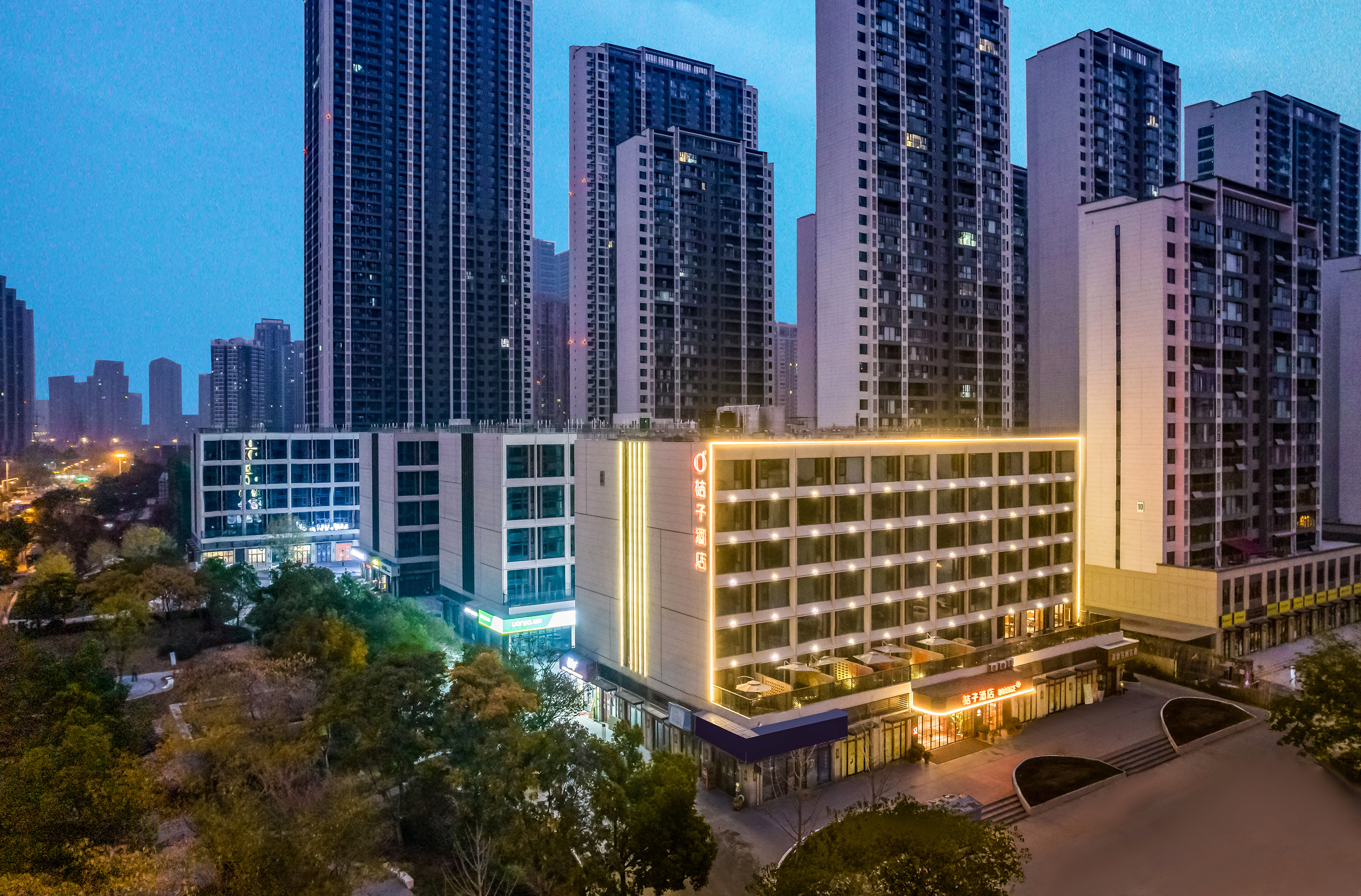 桔子武汉石桥地铁站酒店