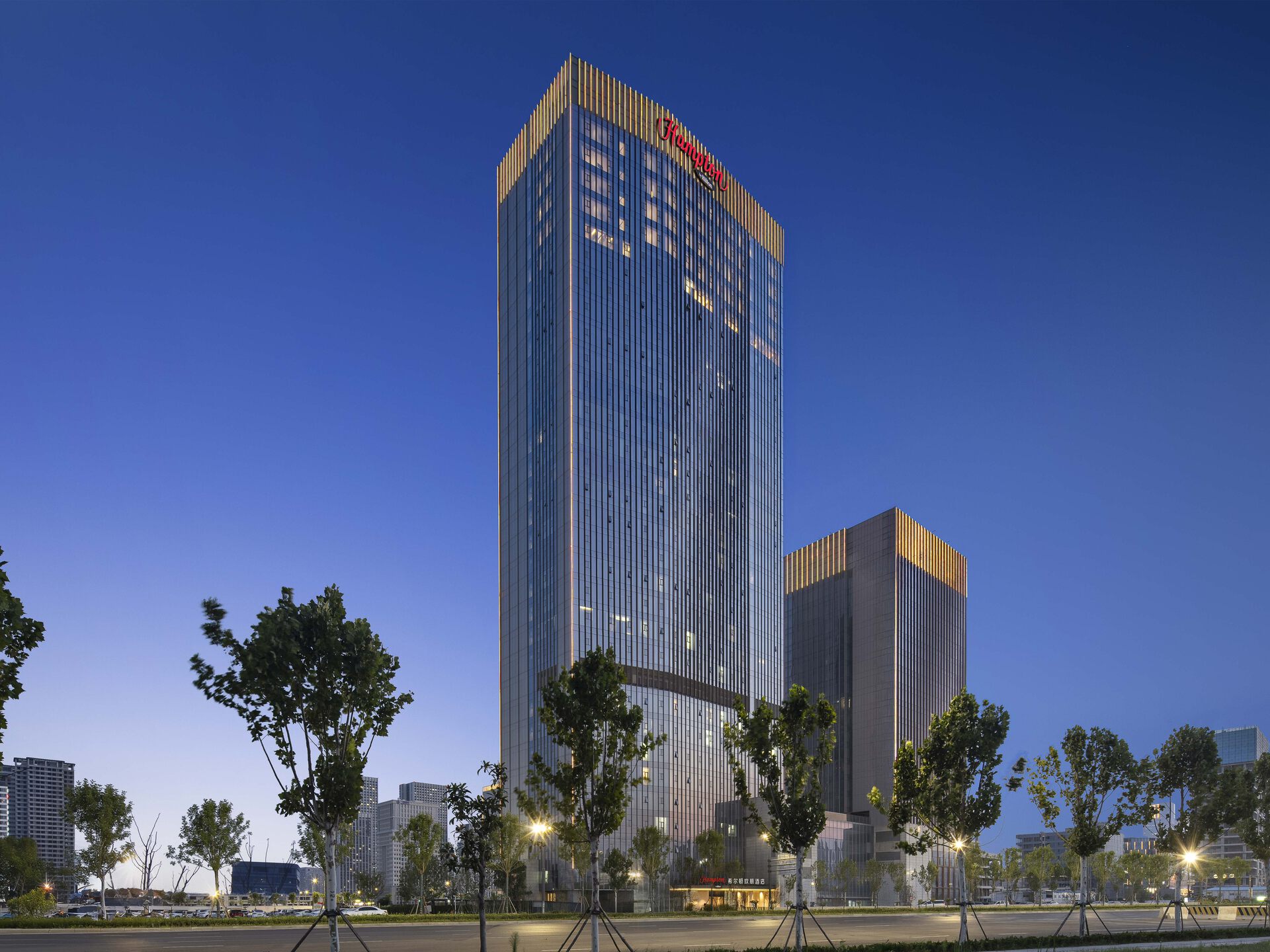 郑州东站希尔顿欢朋酒店