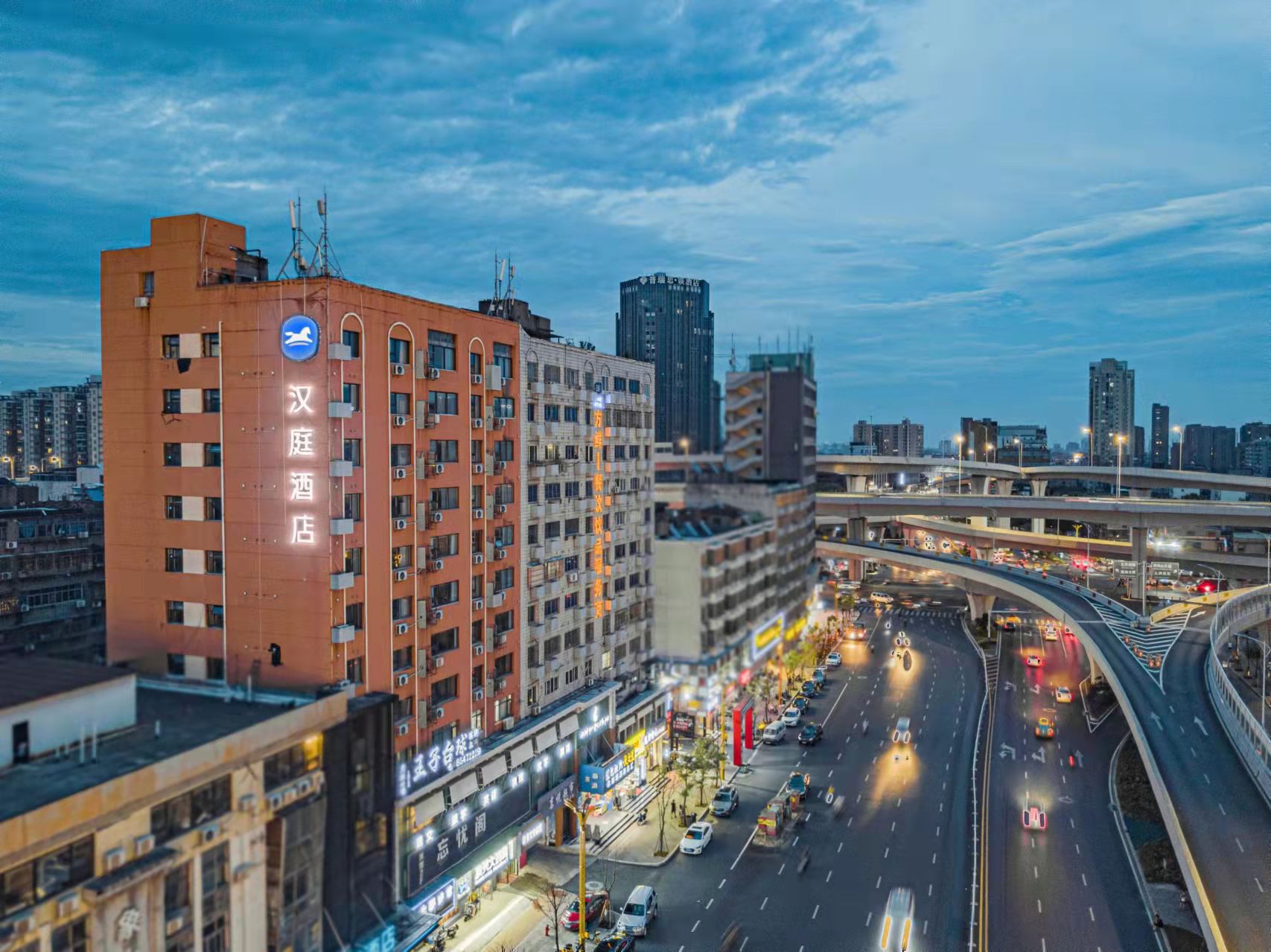 汉庭南昌火车站王府井酒店