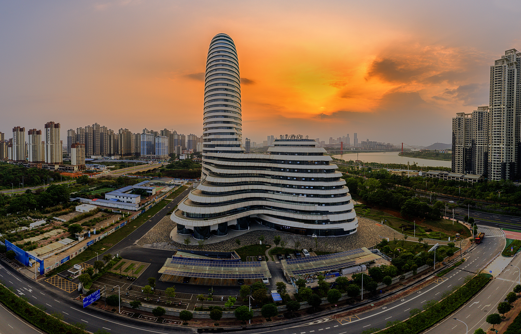 全季南宁新媒体中心酒店