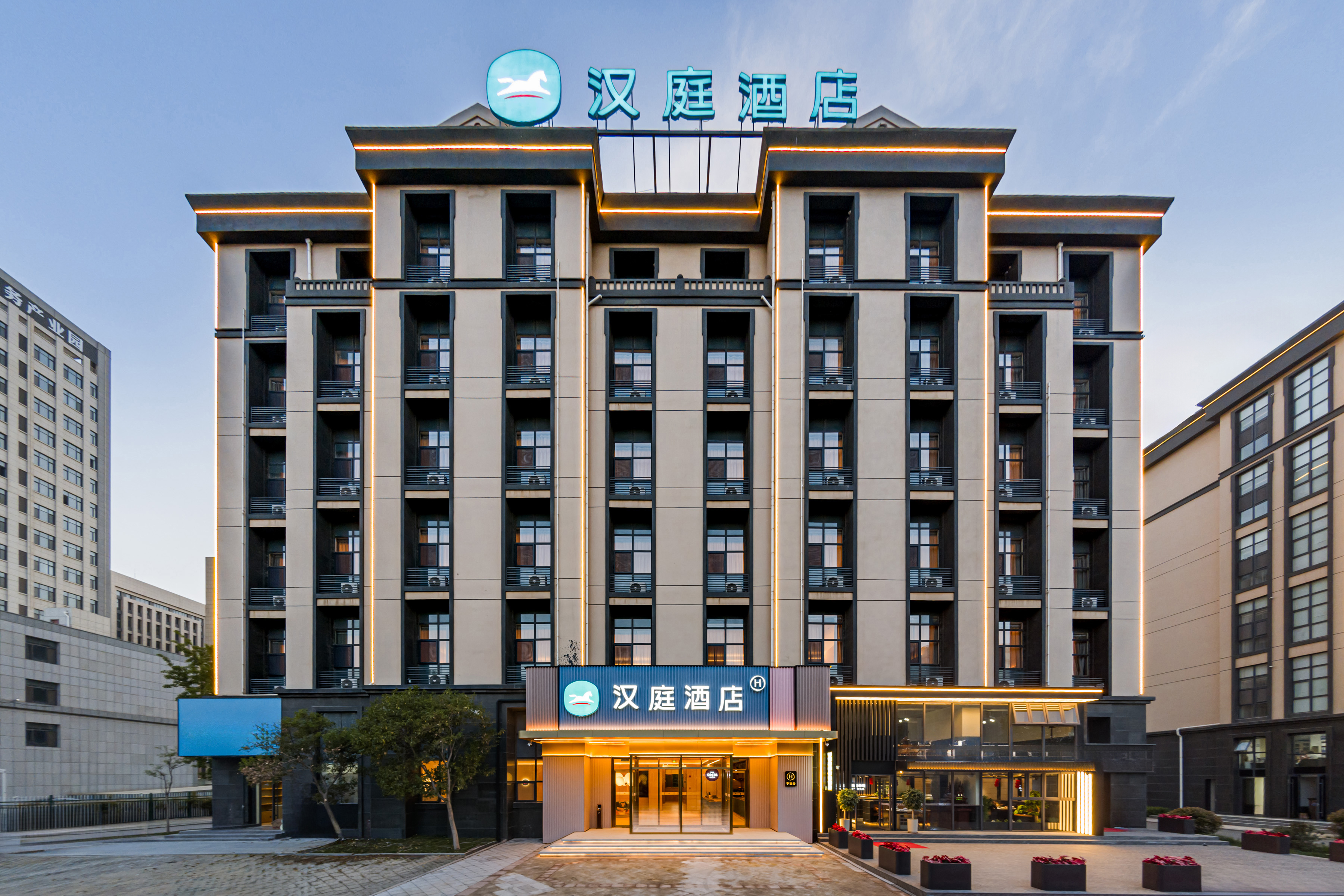 汉庭泰安明堂路方特酒店