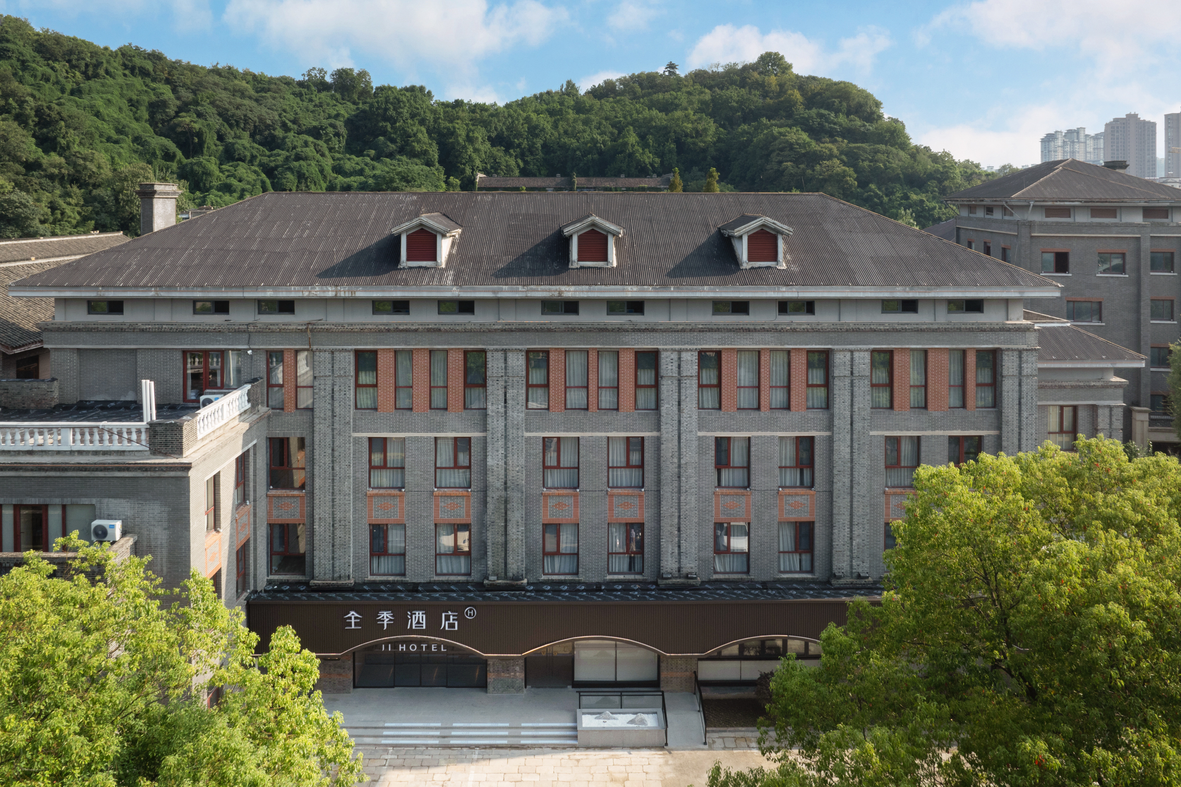 全季镇江西津渡景区北门酒店