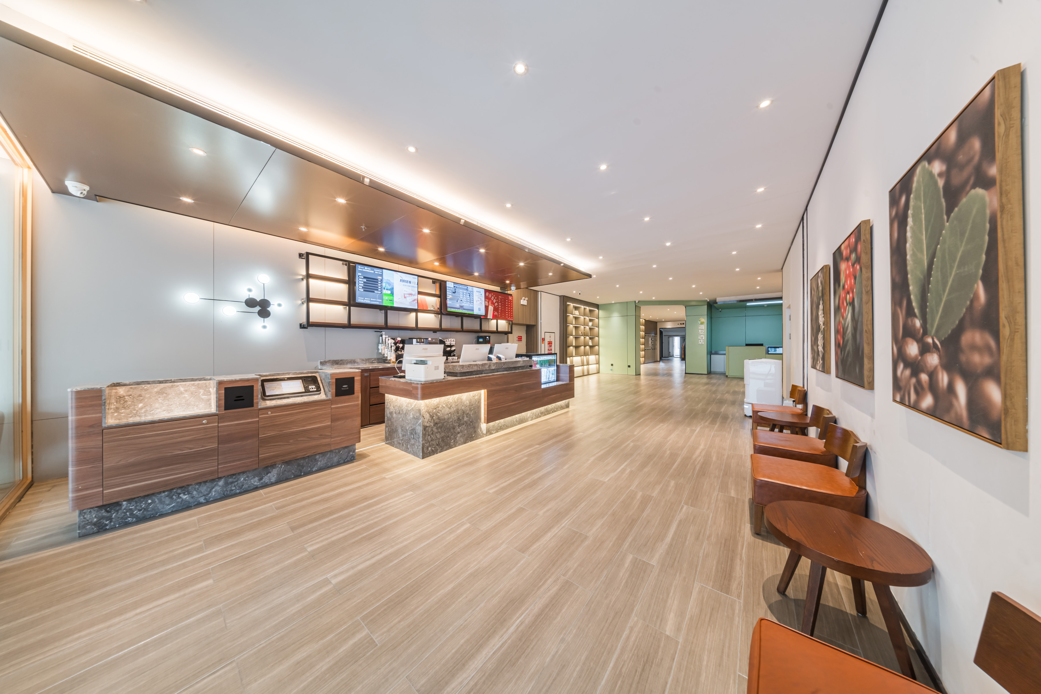 汉庭长白山二道白河网红街酒店