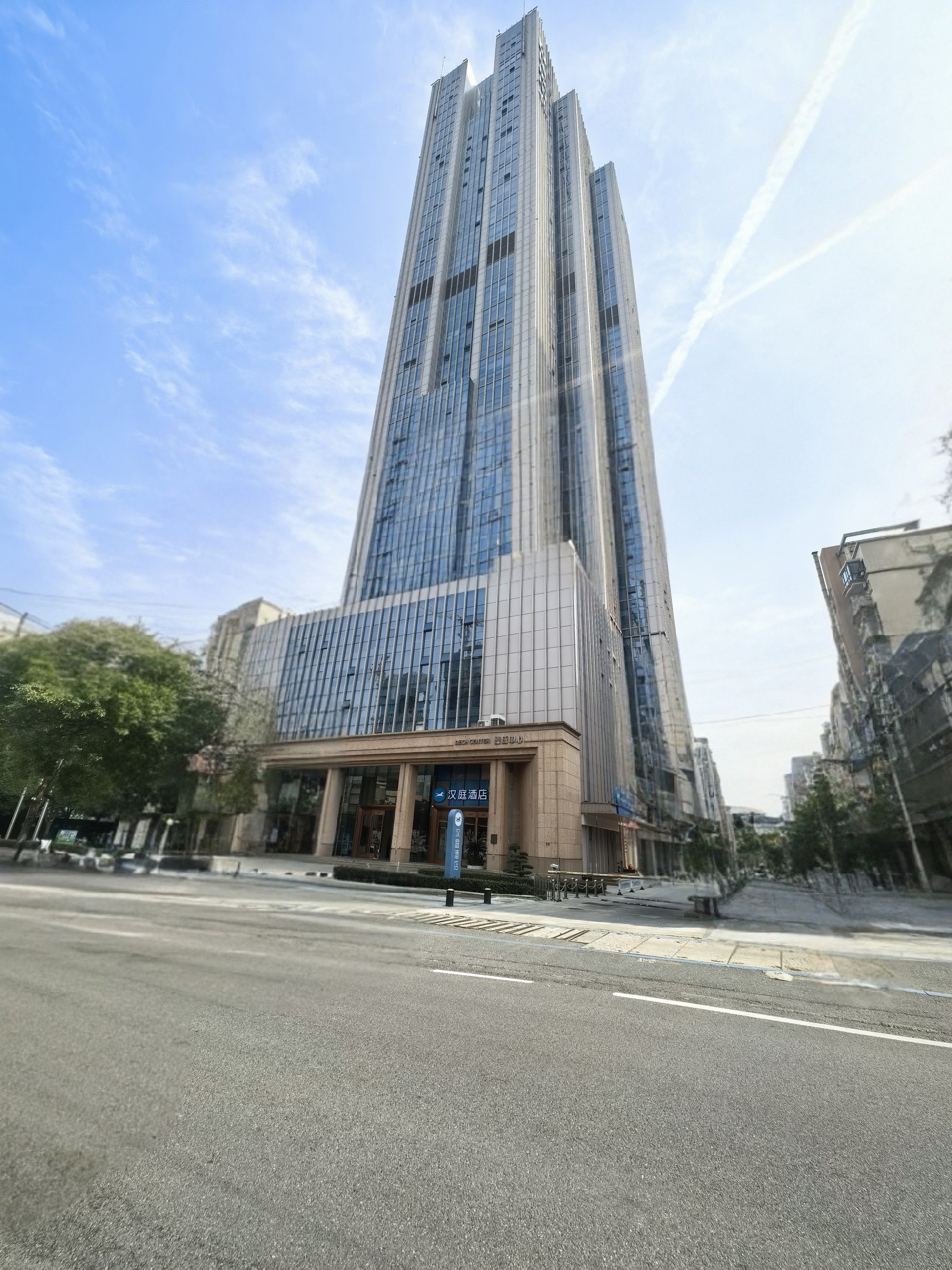 汉庭武汉楚河汉街青鱼嘴地铁站酒店