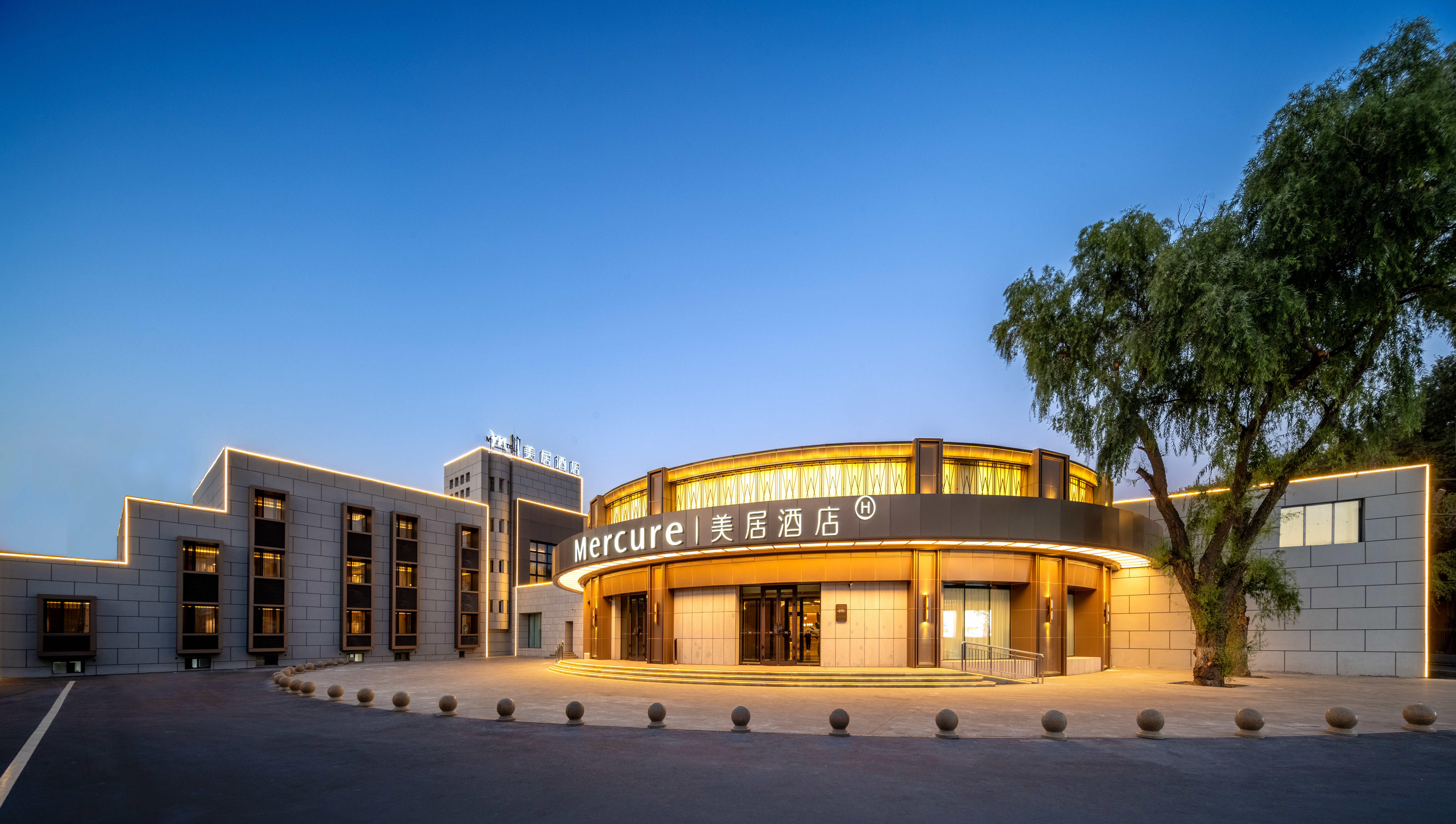 奎屯独库花园美居酒店