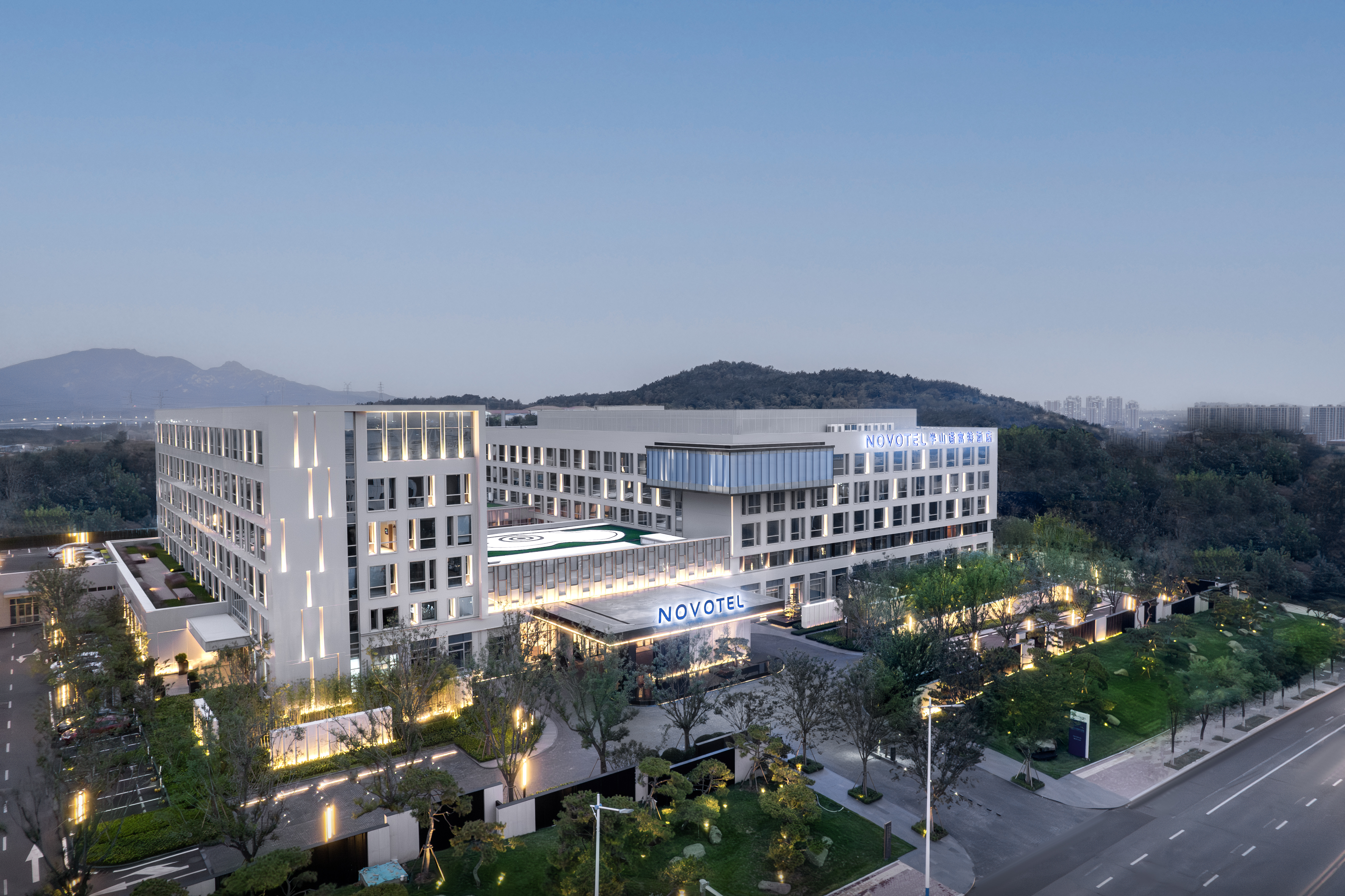 烟台半山诺富特酒店