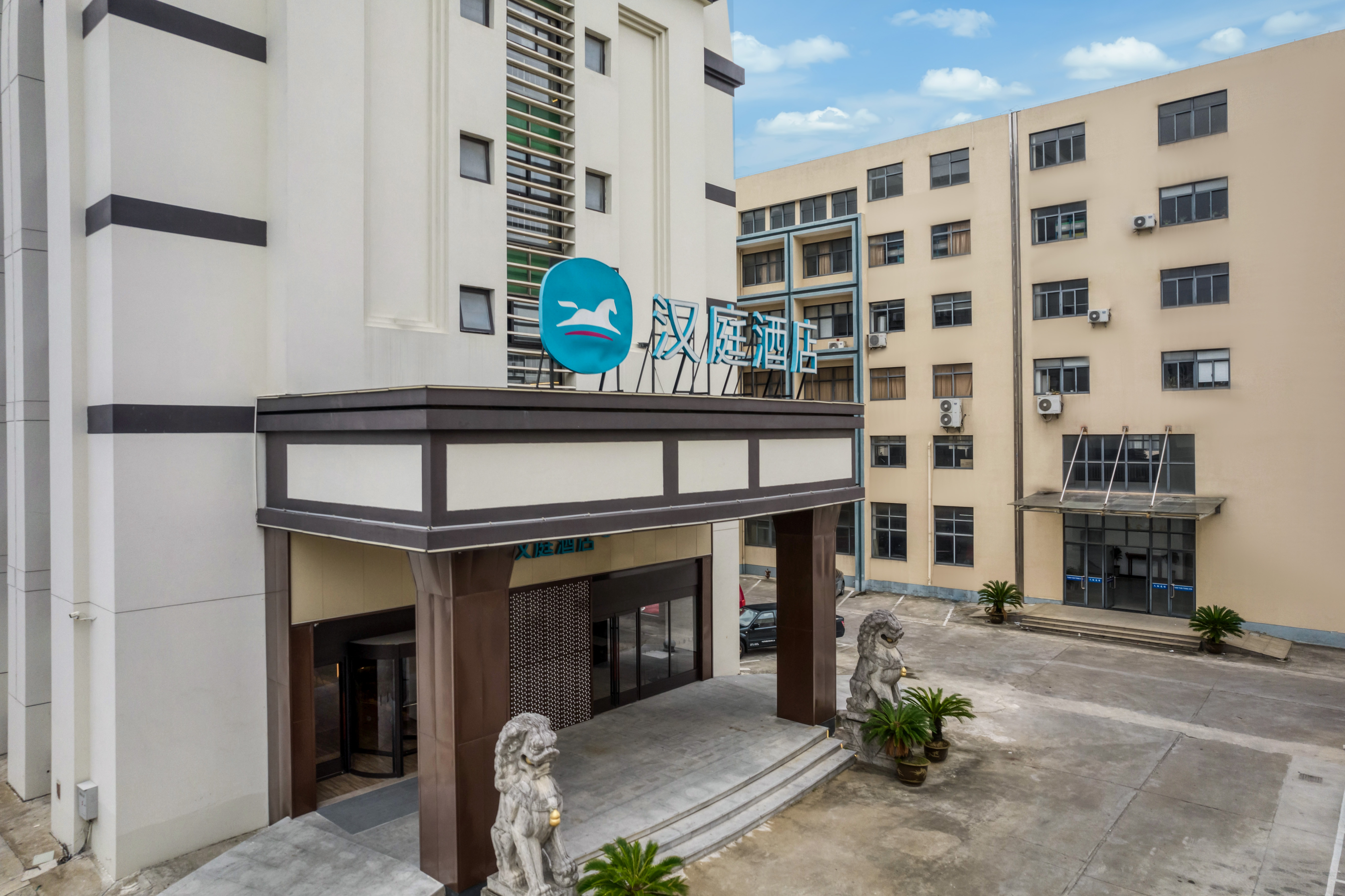 汉庭宁波镇海骆驼新店